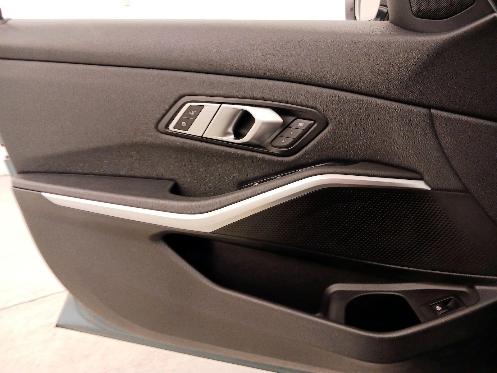 2021 BMW 3 Series 330i - Photo 13