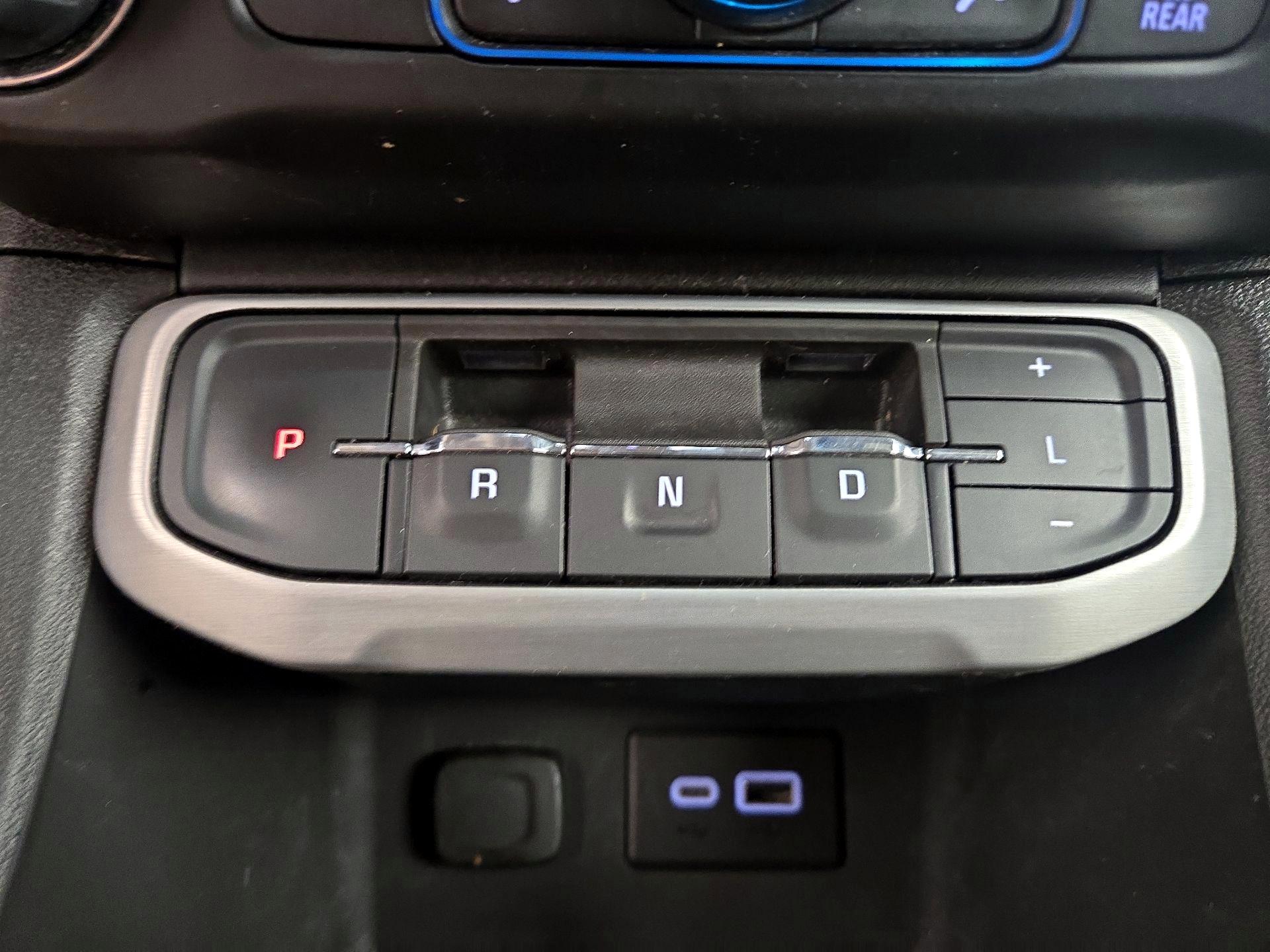 Thumbnail: 2023 GMC Acadia - 17
