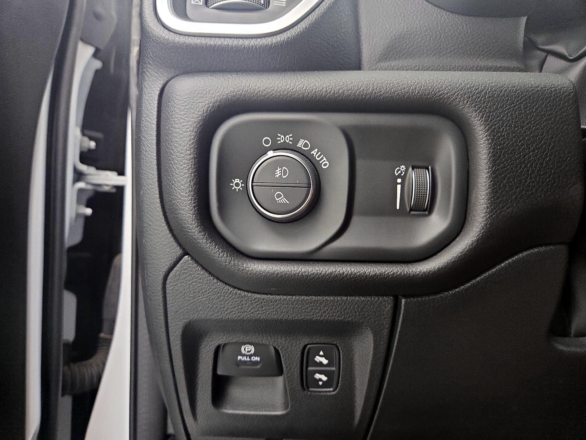 Thumbnail: 2022 RAM 1500 - 13