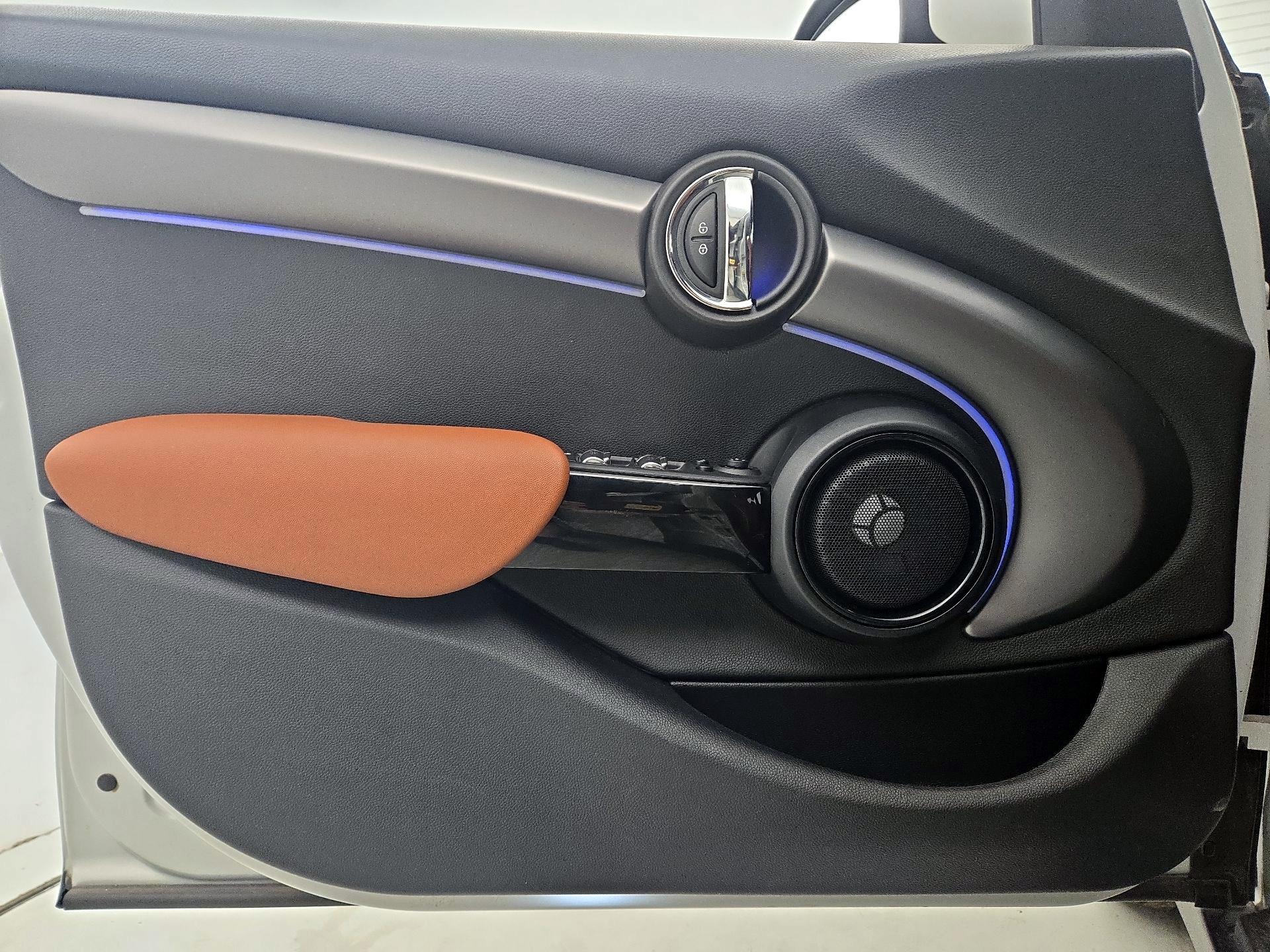 Thumbnail: 2023 MINI Cooper Hardtop - 12