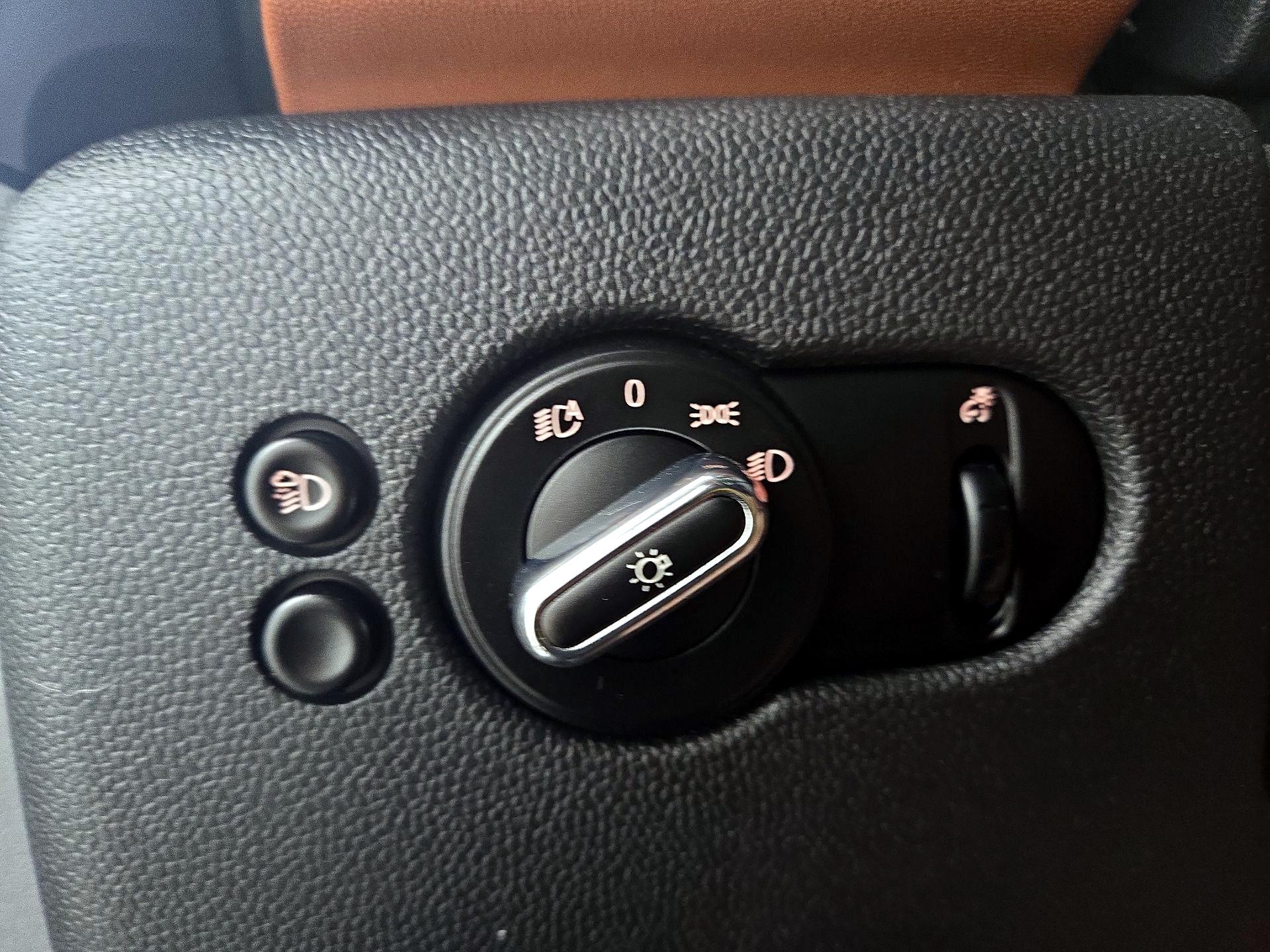 Thumbnail: 2023 MINI Cooper Hardtop - 13
