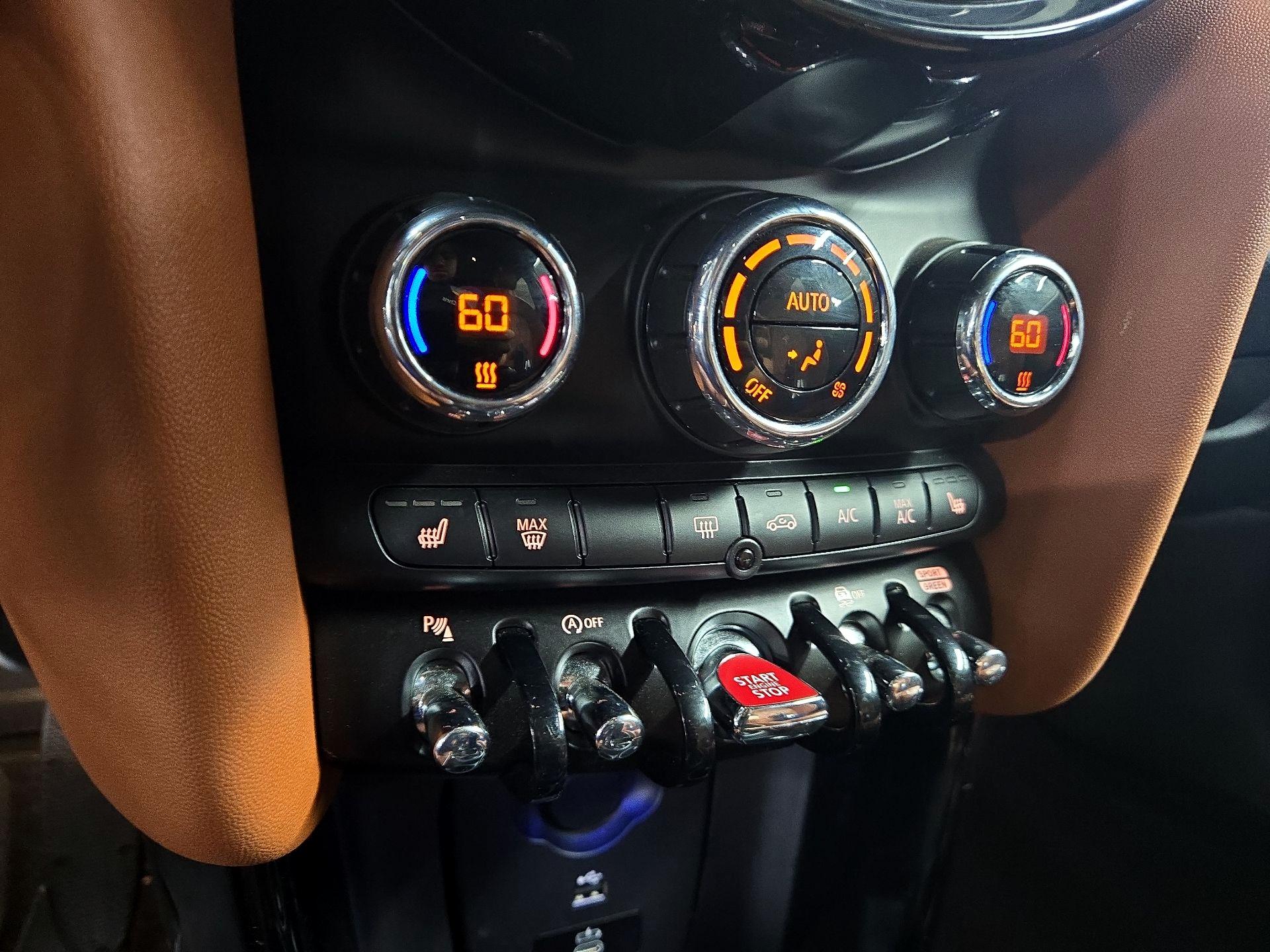 Thumbnail: 2023 MINI Cooper Hardtop - 17