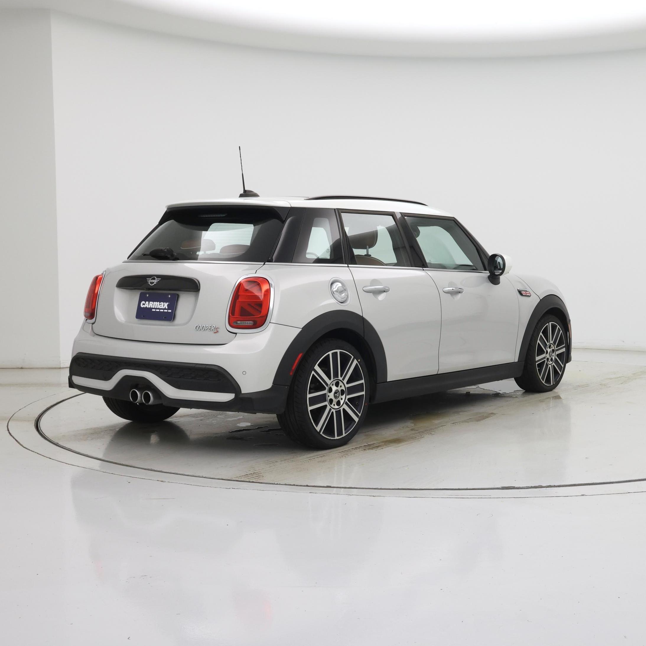 Thumbnail: 2023 MINI Cooper Hardtop - 8
