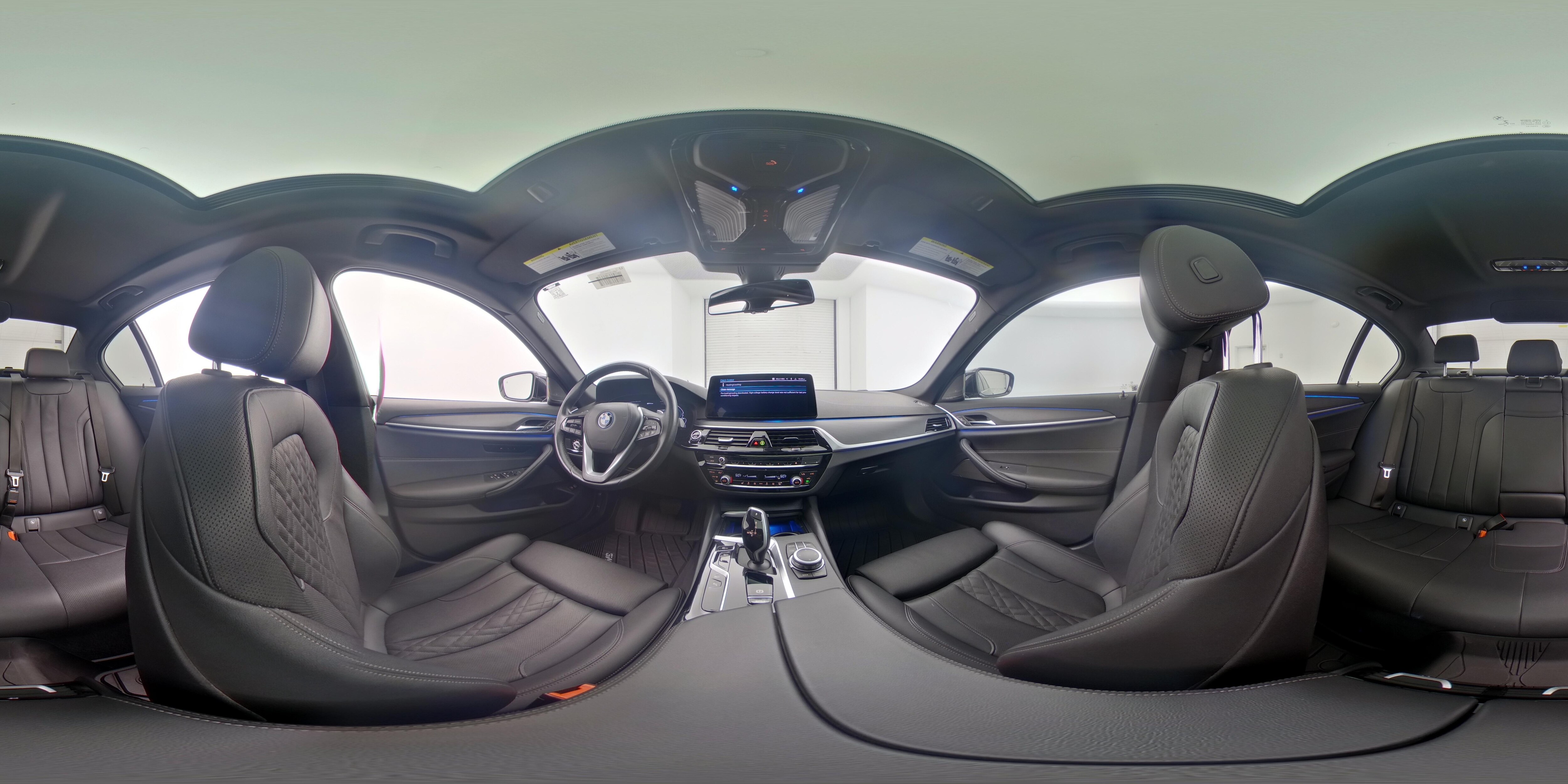 2022 BMW 5 Series 530e - Photo 26