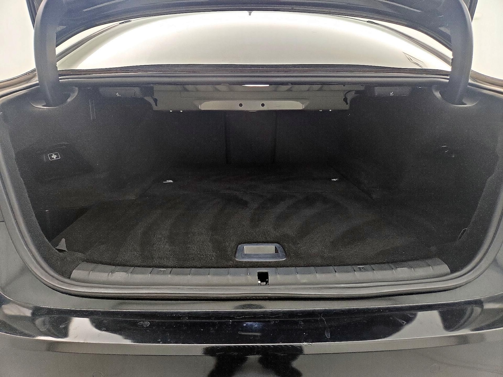 2022 BMW 5 Series 530e - Photo 23