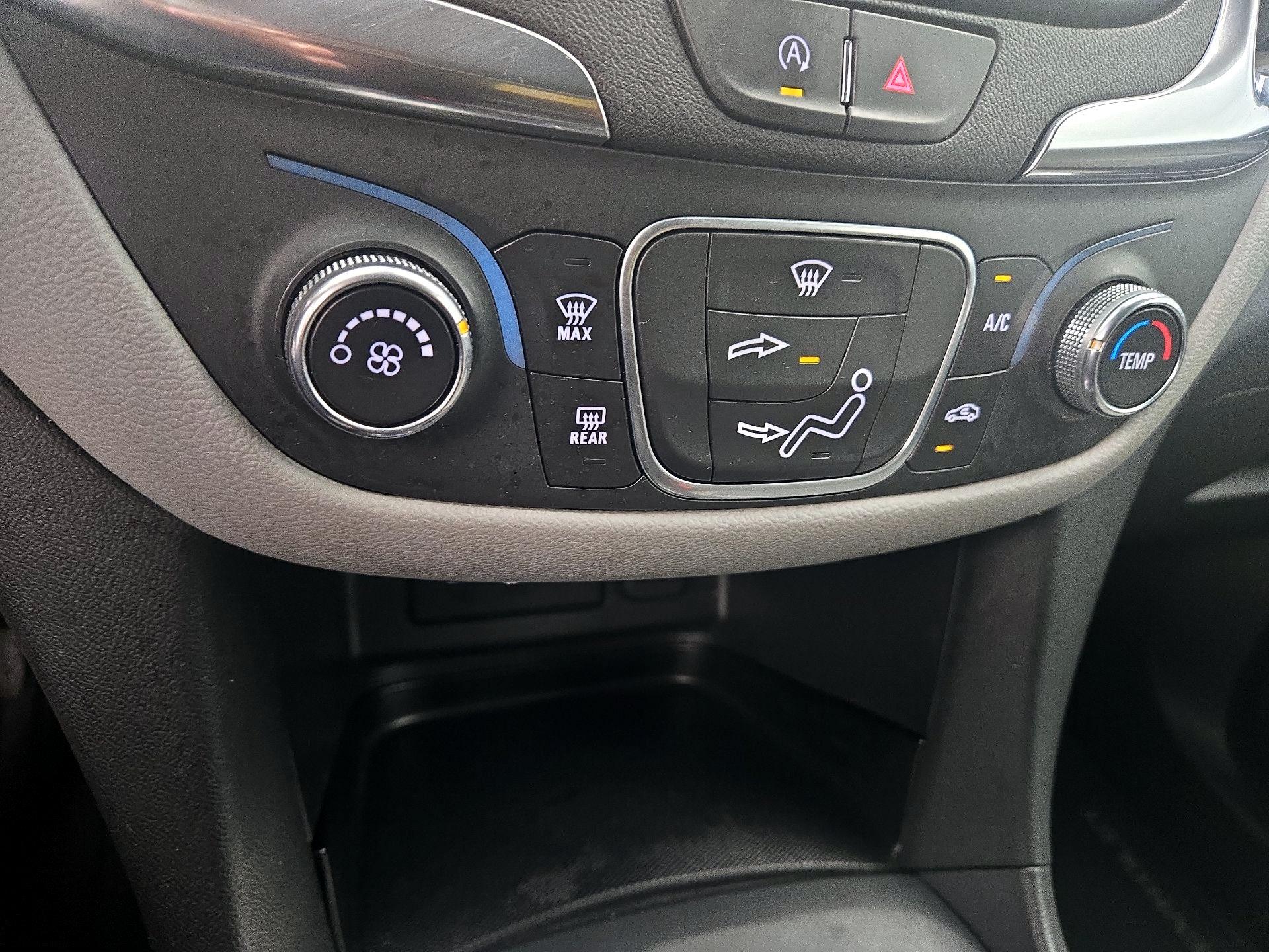 Thumbnail: 2024 Chevrolet Equinox - 16