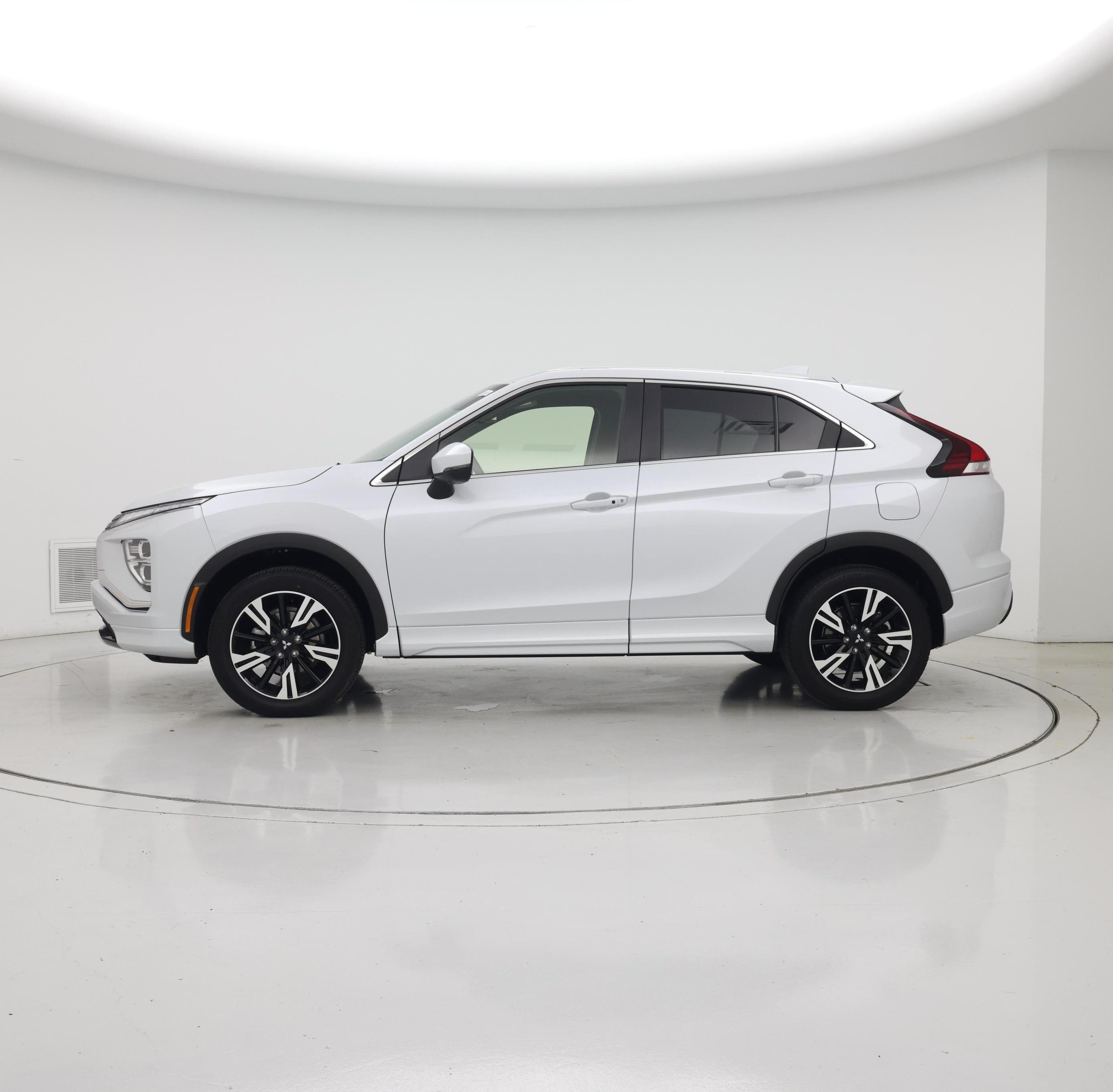 Thumbnail: 2025 Mitsubishi Eclipse Cross - 3