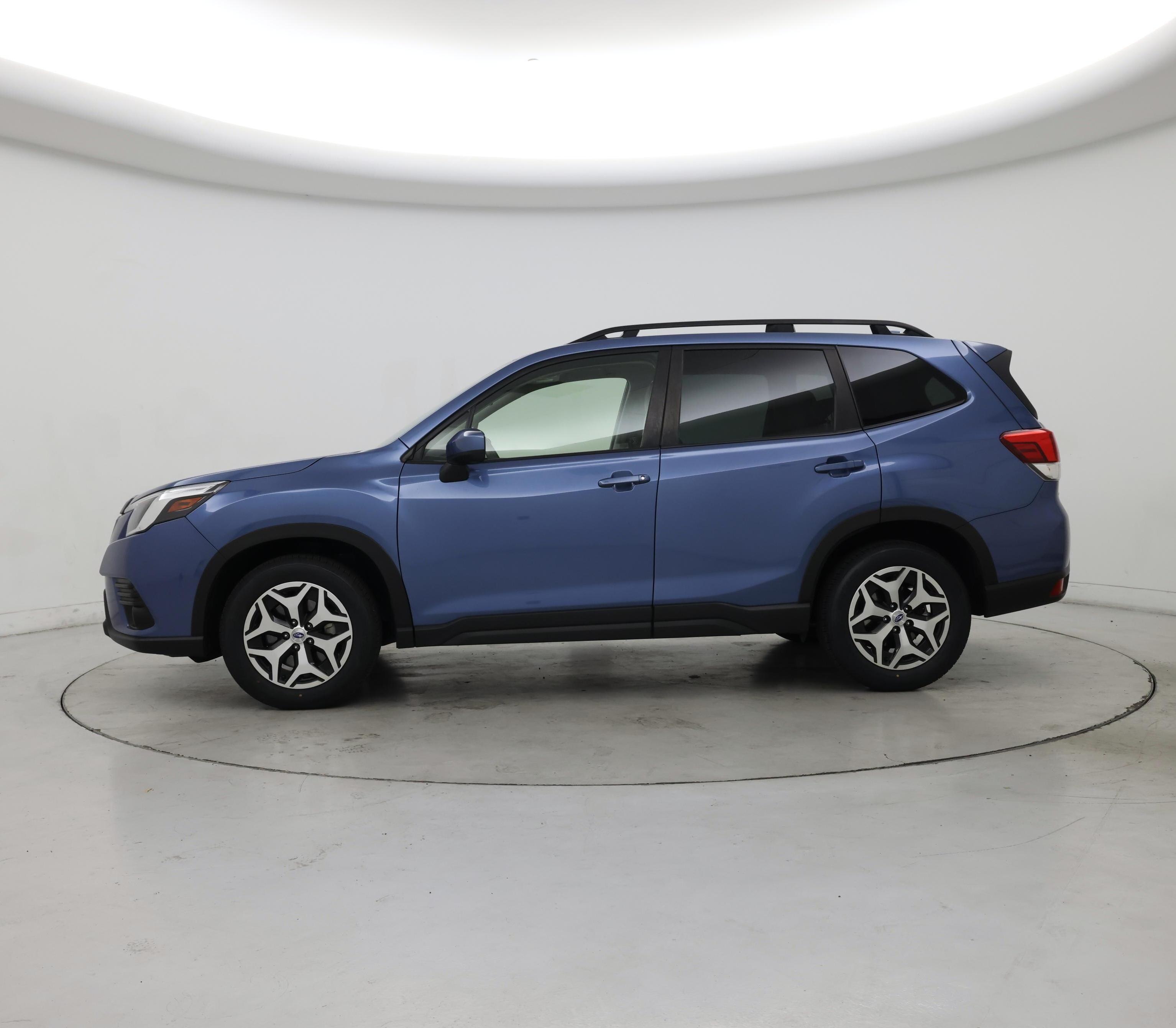 Thumbnail: 2023 Subaru Forester - 3