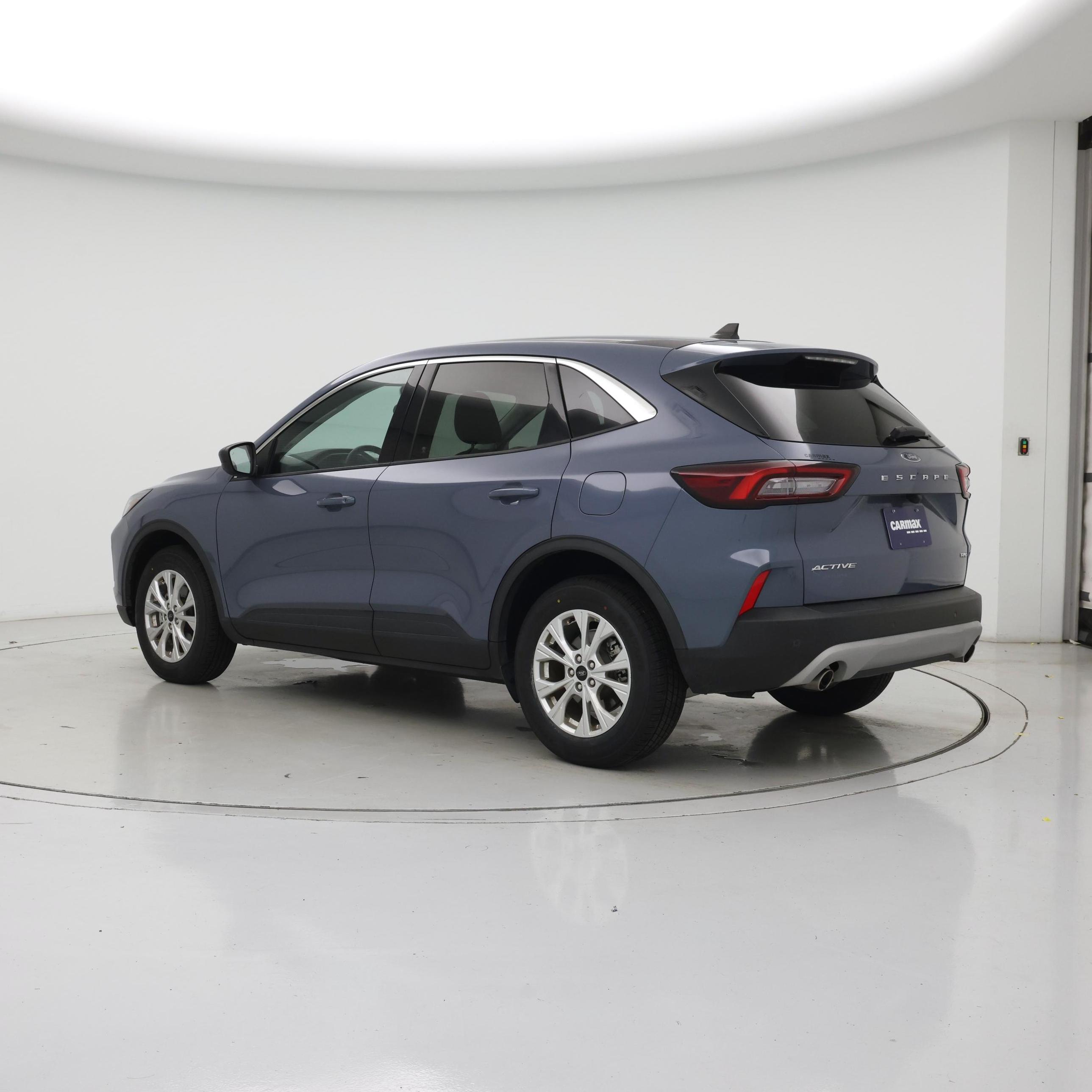 Thumbnail: 2023 Ford Escape - 2