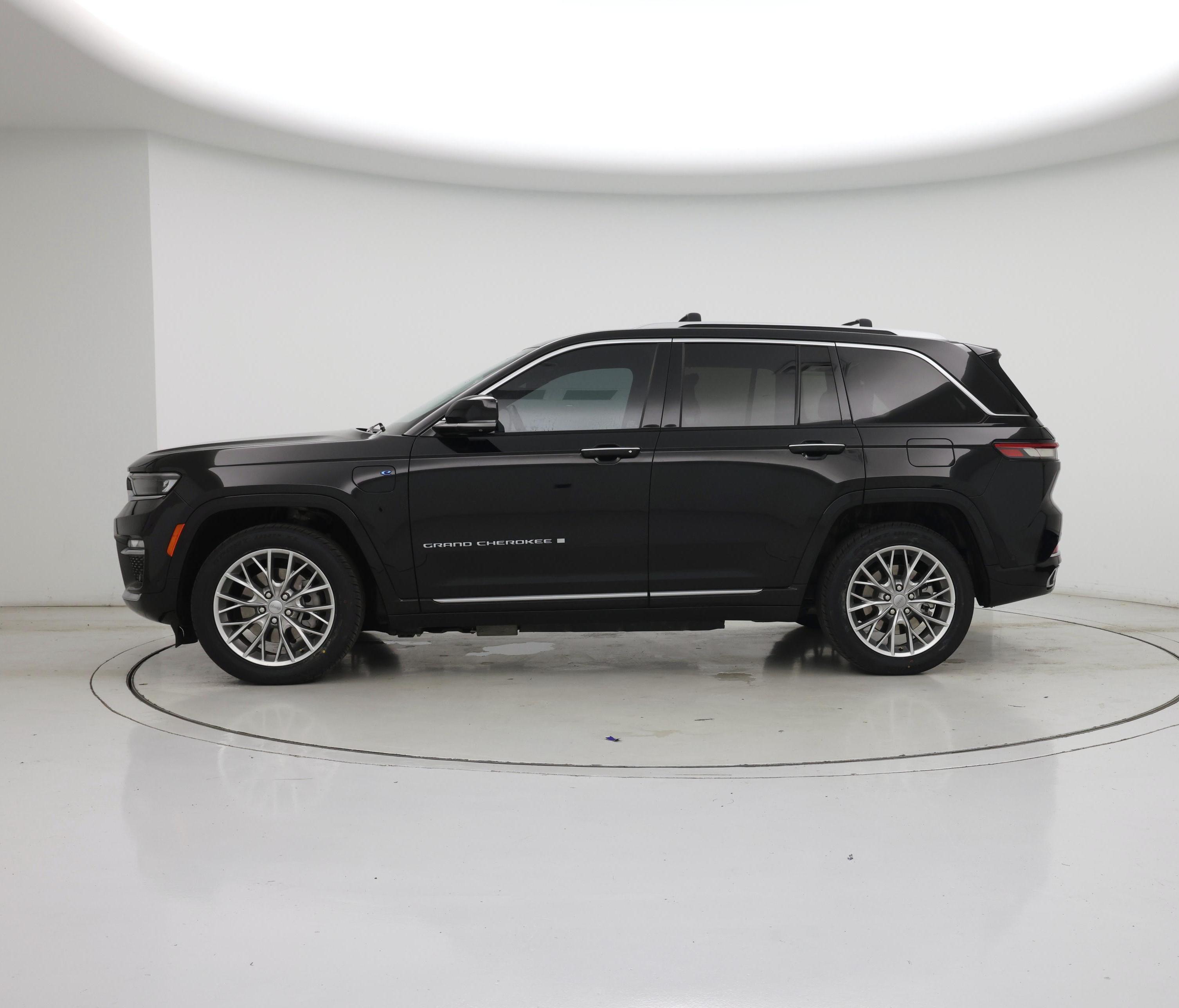 Thumbnail: 2022 Jeep Grand Cherokee - 3