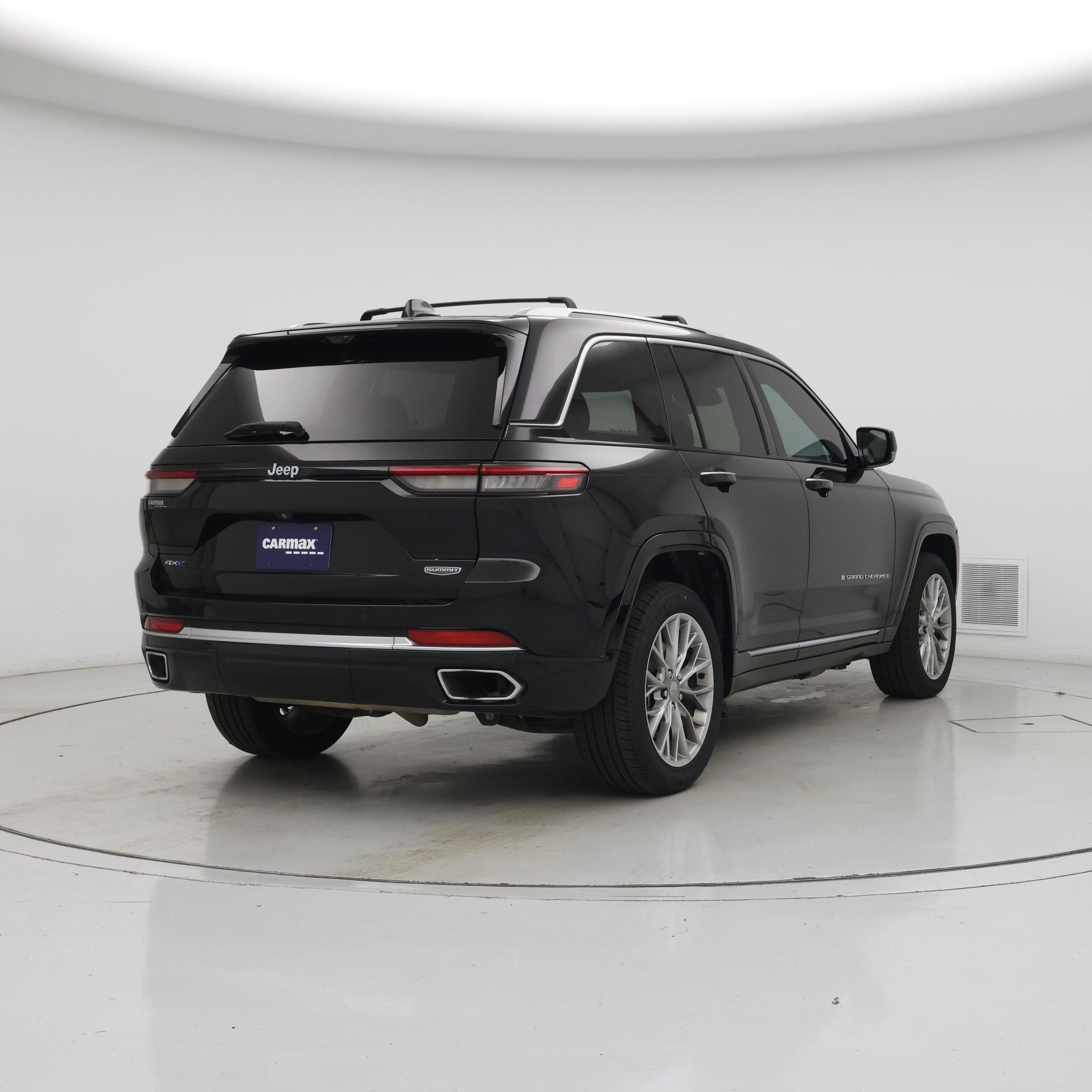 Thumbnail: 2022 Jeep Grand Cherokee - 8