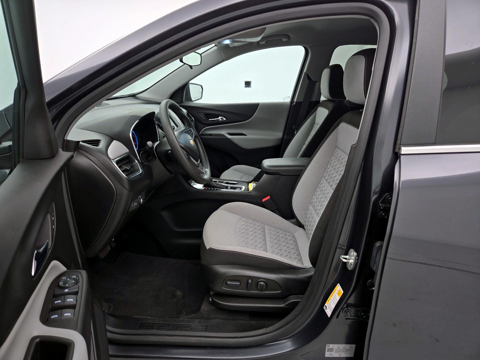 Thumbnail: 2022 Chevrolet Equinox - 11