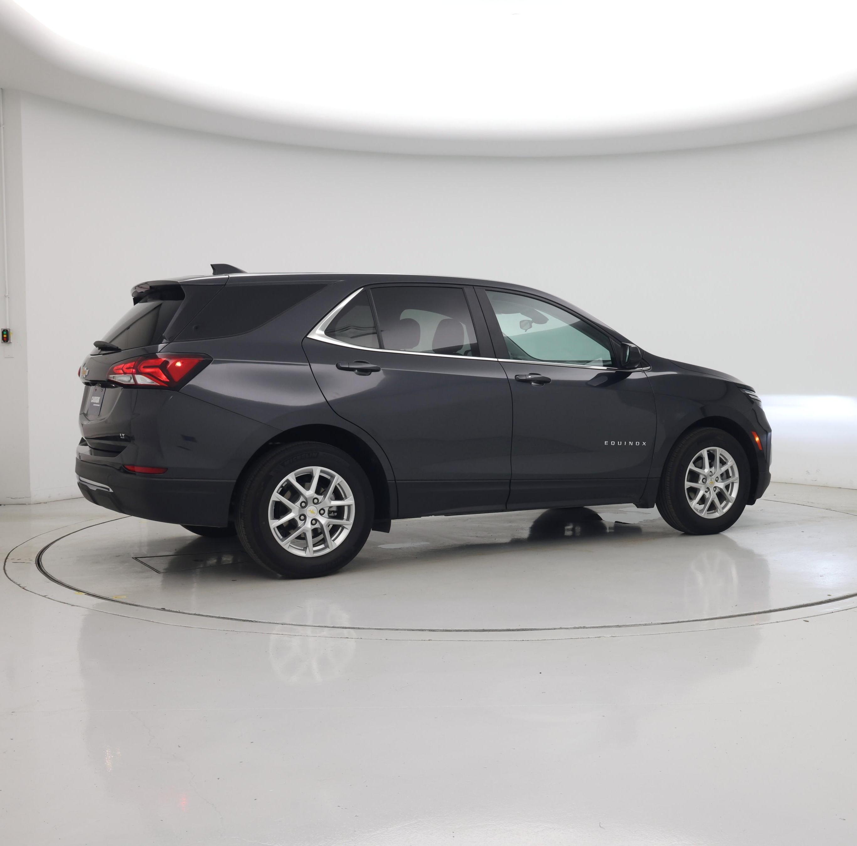 Thumbnail: 2022 Chevrolet Equinox - 2