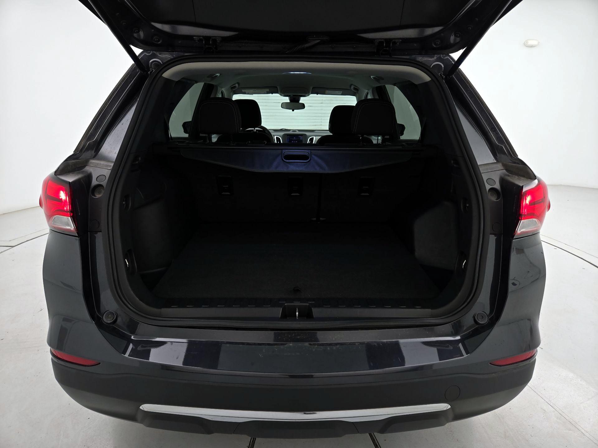 Thumbnail: 2022 Chevrolet Equinox - 20