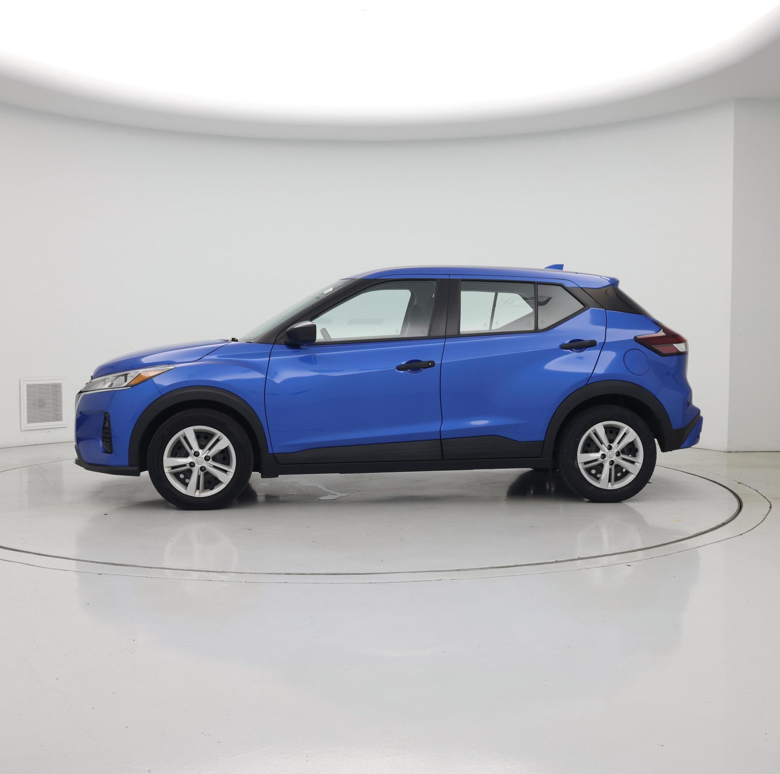 Thumbnail: 2024 Nissan Kicks - 3