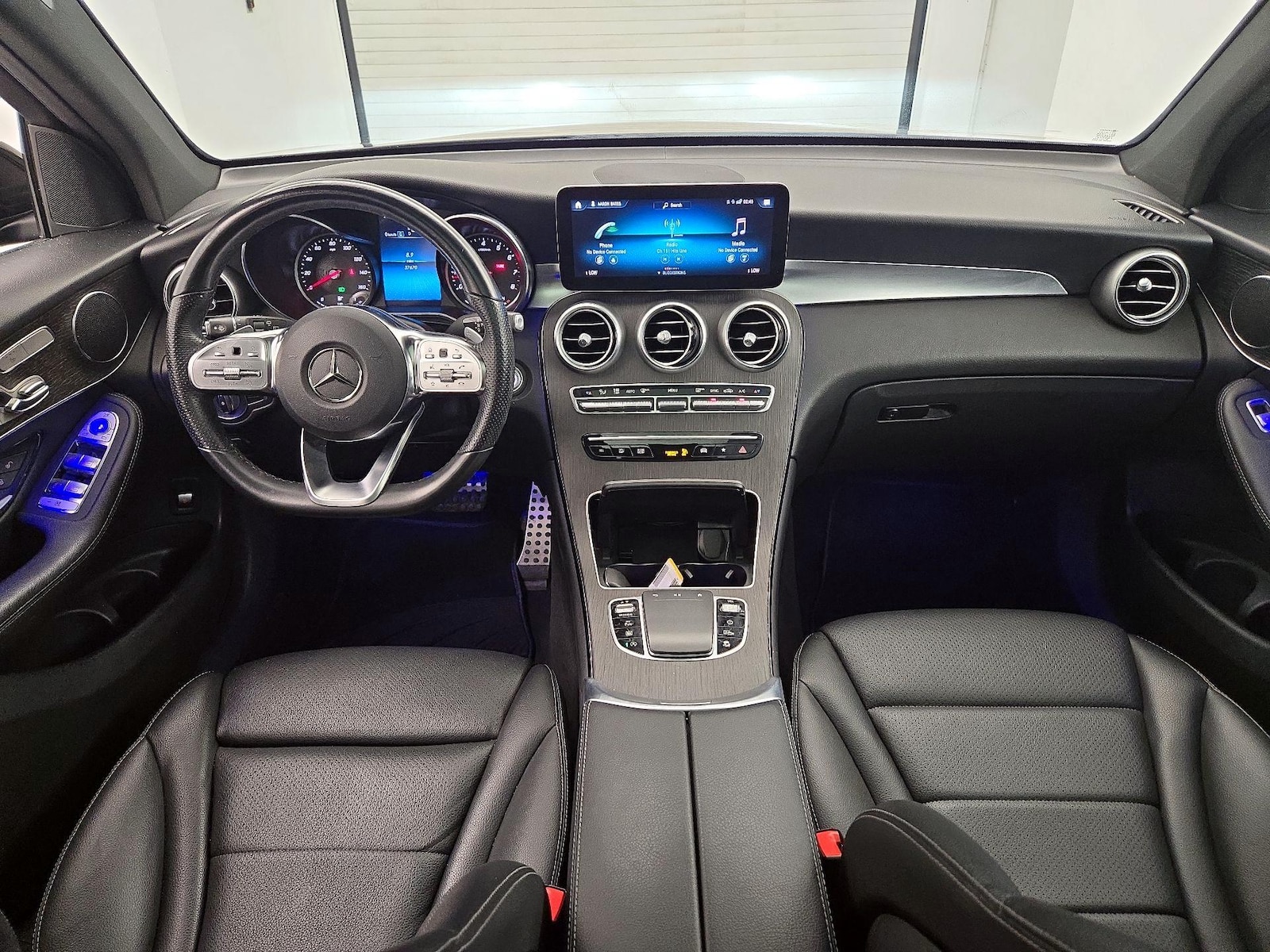 2022 Mercedes-Benz GLC GLC300 - Photo 10