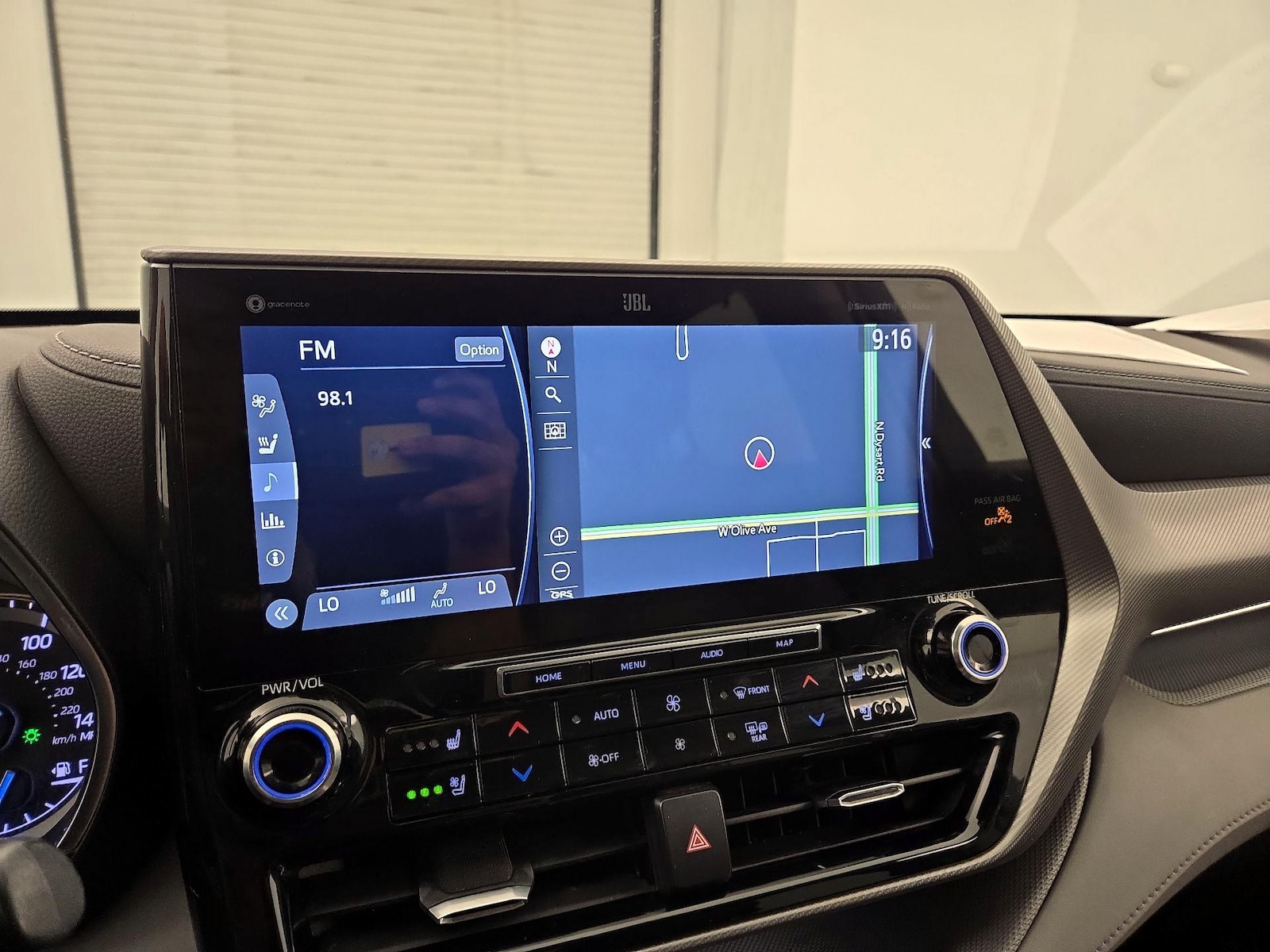 2022 Toyota Highlander Platinum - Photo 15