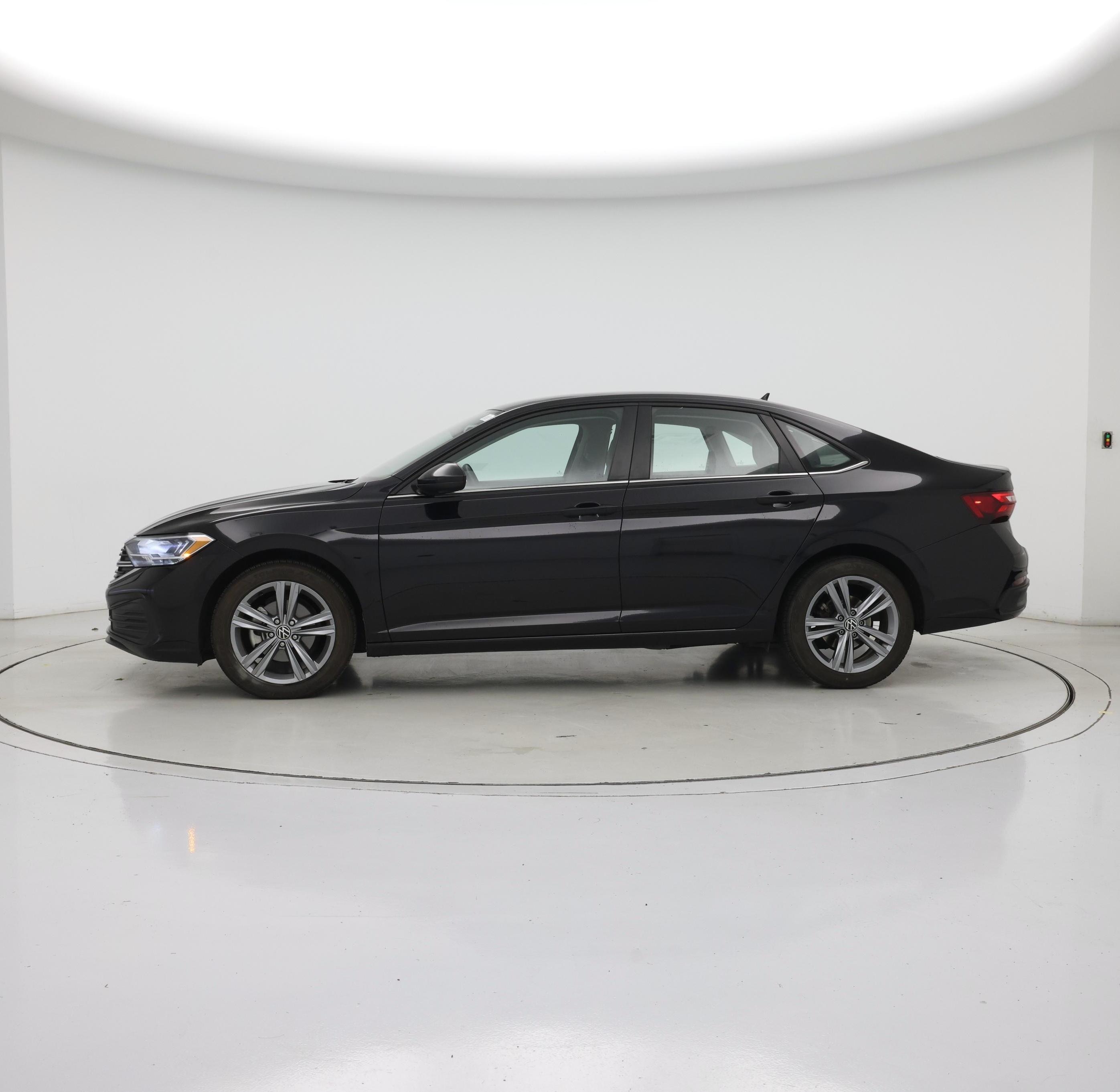 Thumbnail: 2024 Volkswagen Jetta - 3