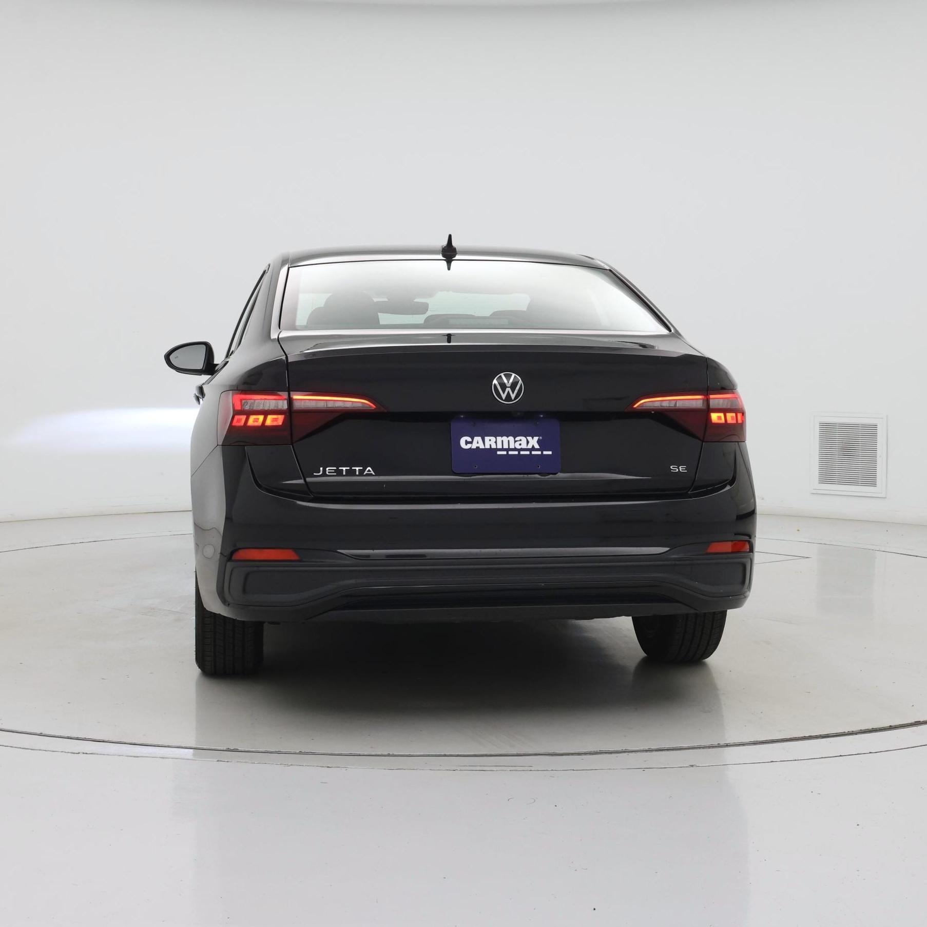 Thumbnail: 2024 Volkswagen Jetta - 6
