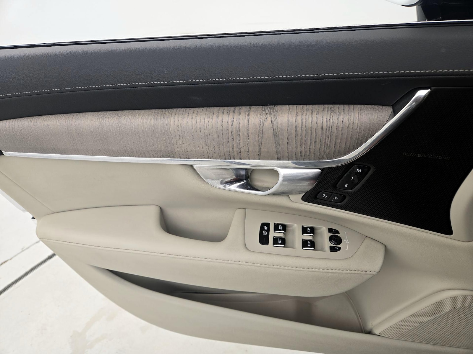 2023 Volvo S90 Ultimate - Photo 13