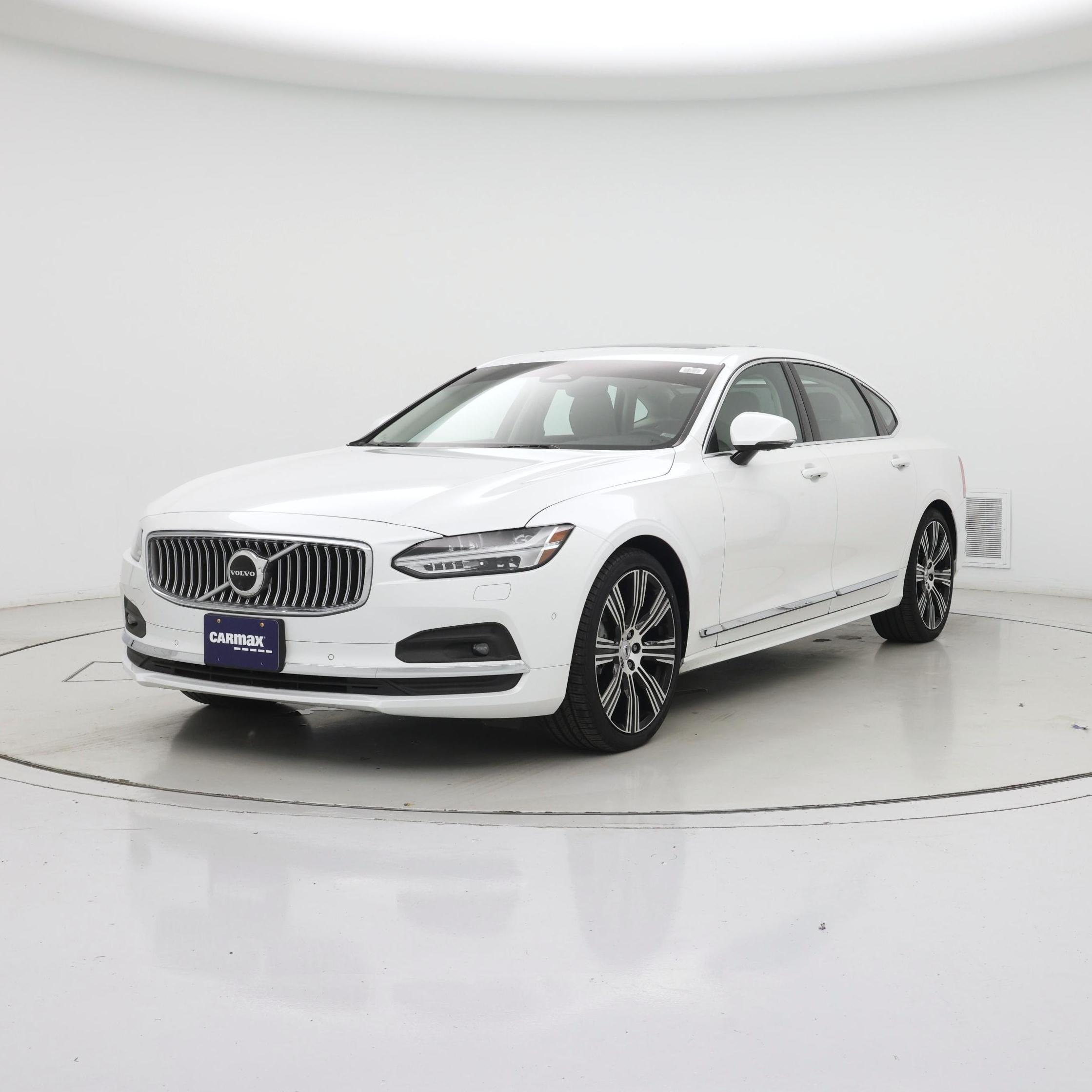 Thumbnail: 2023 Volvo S90 - 4