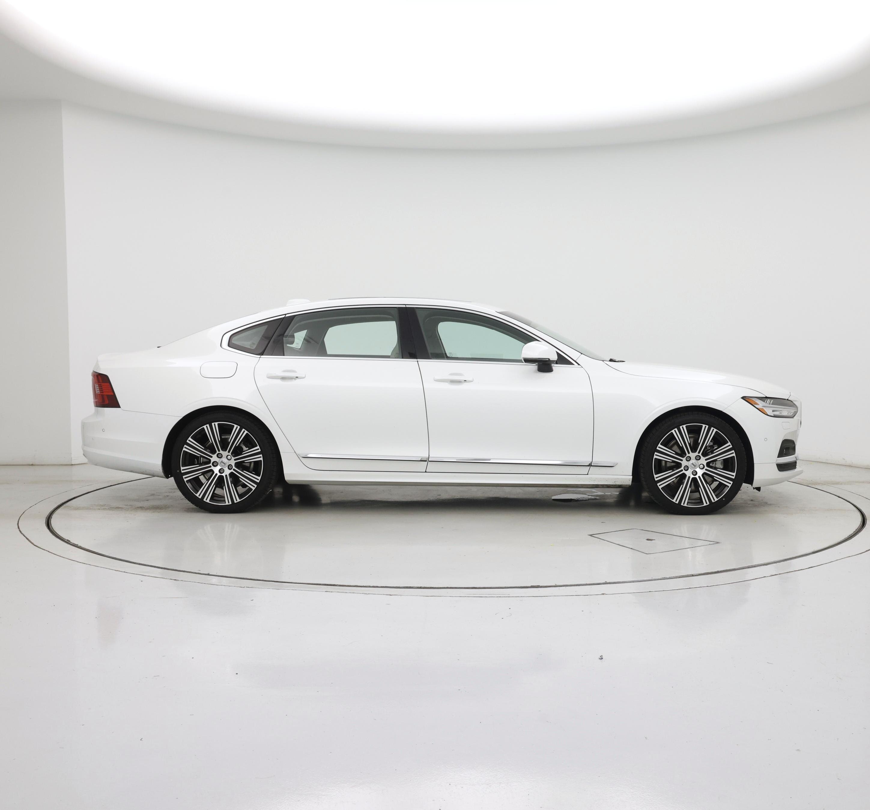 Thumbnail: 2023 Volvo S90 - 7