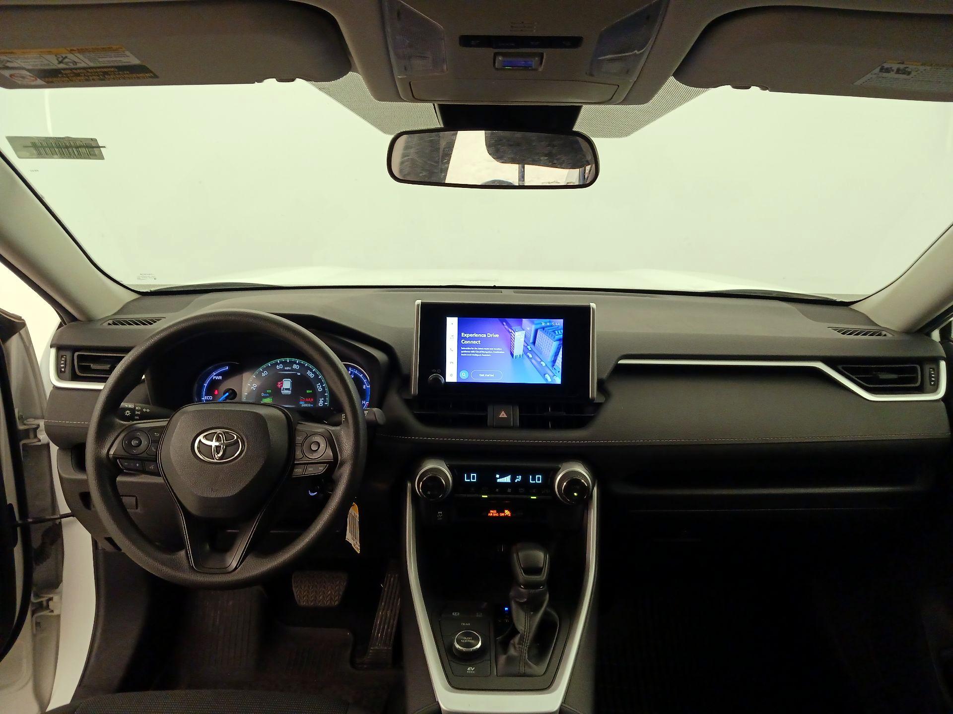 Thumbnail: 2024 Toyota RAV4 - 9