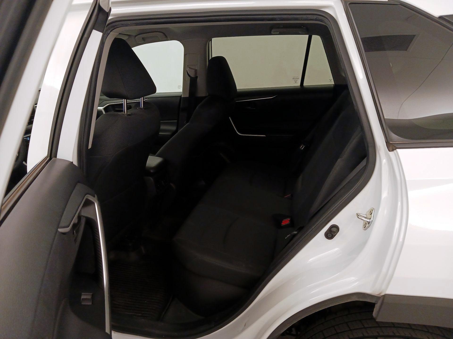 Thumbnail: 2024 Toyota RAV4 - 19