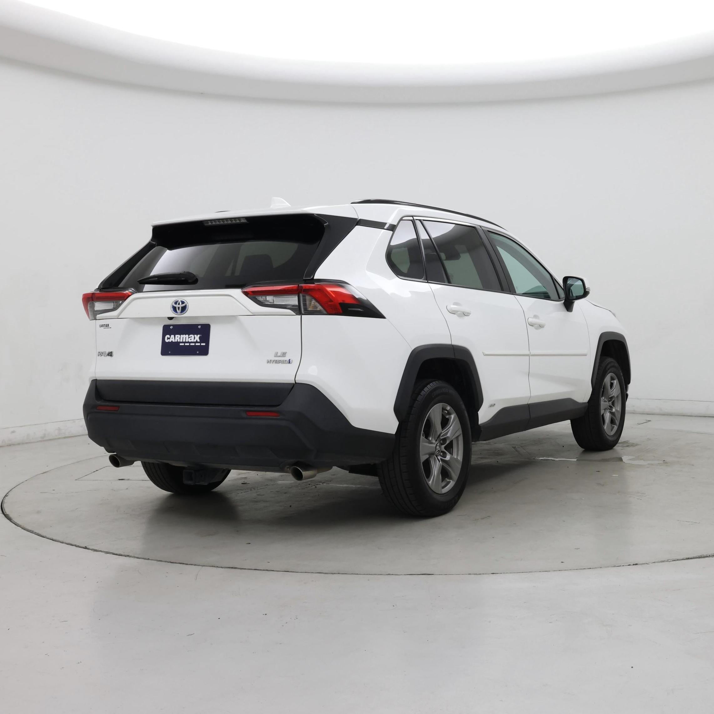 Thumbnail: 2024 Toyota RAV4 - 8