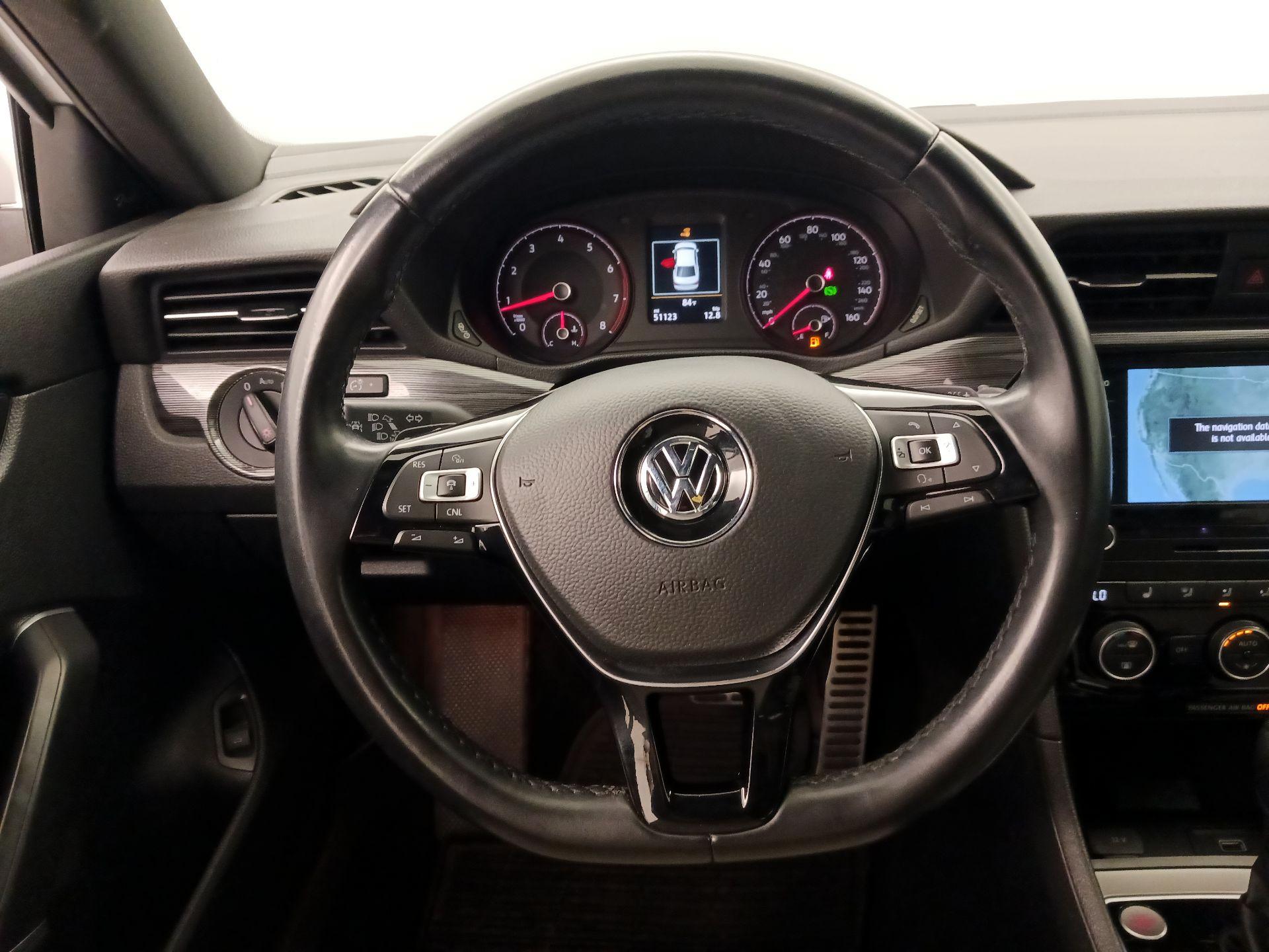Thumbnail: 2021 Volkswagen Passat - 10