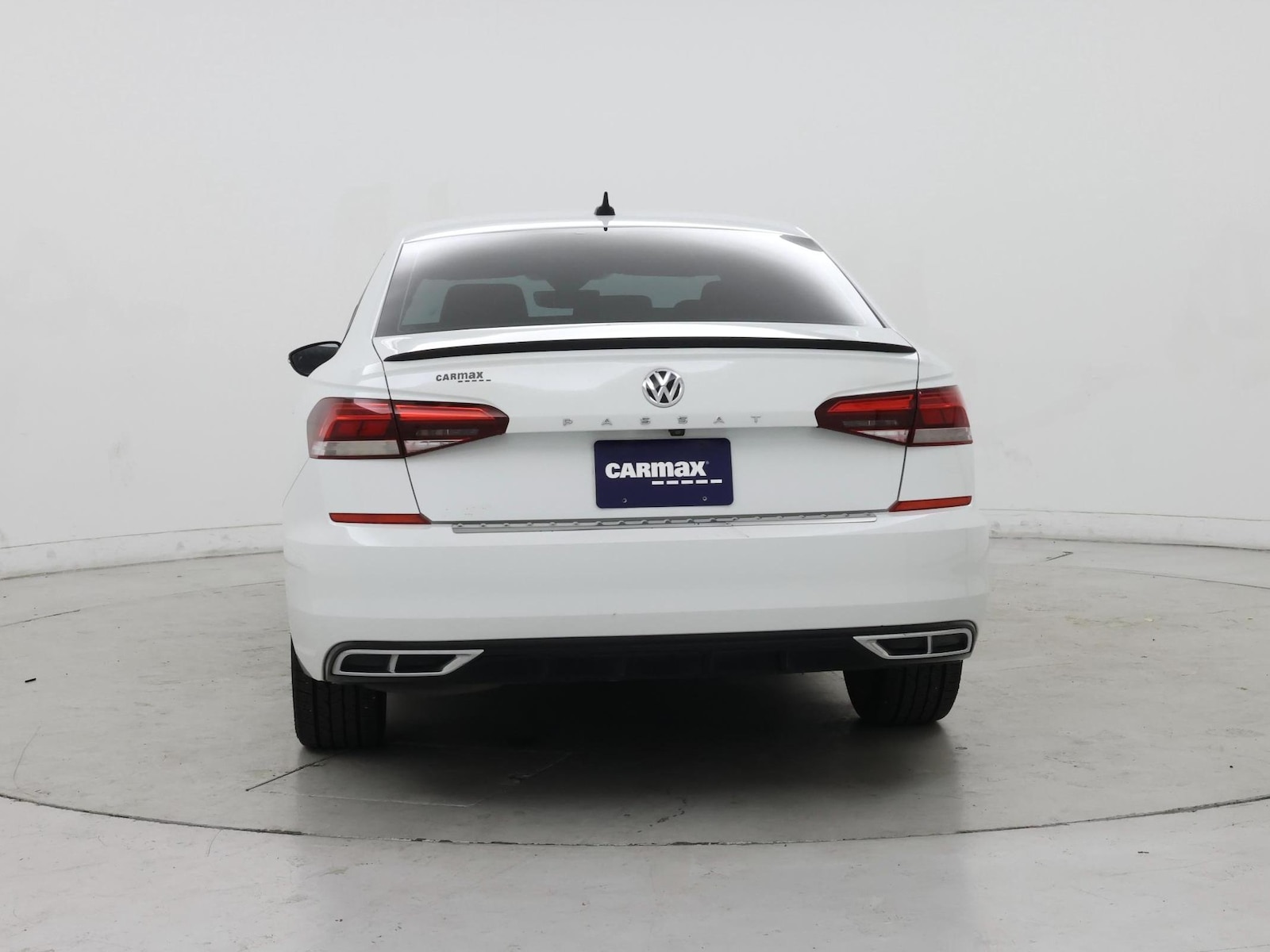 2021 Volkswagen Passat R-Line - Photo 7