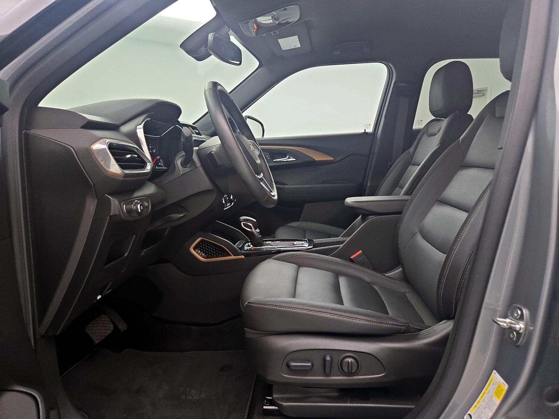 Thumbnail: 2023 Chevrolet TrailBlazer - 11