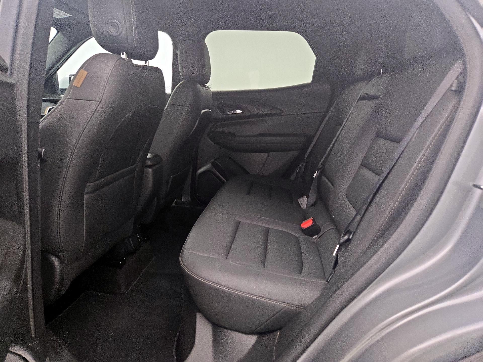 Thumbnail: 2023 Chevrolet TrailBlazer - 19