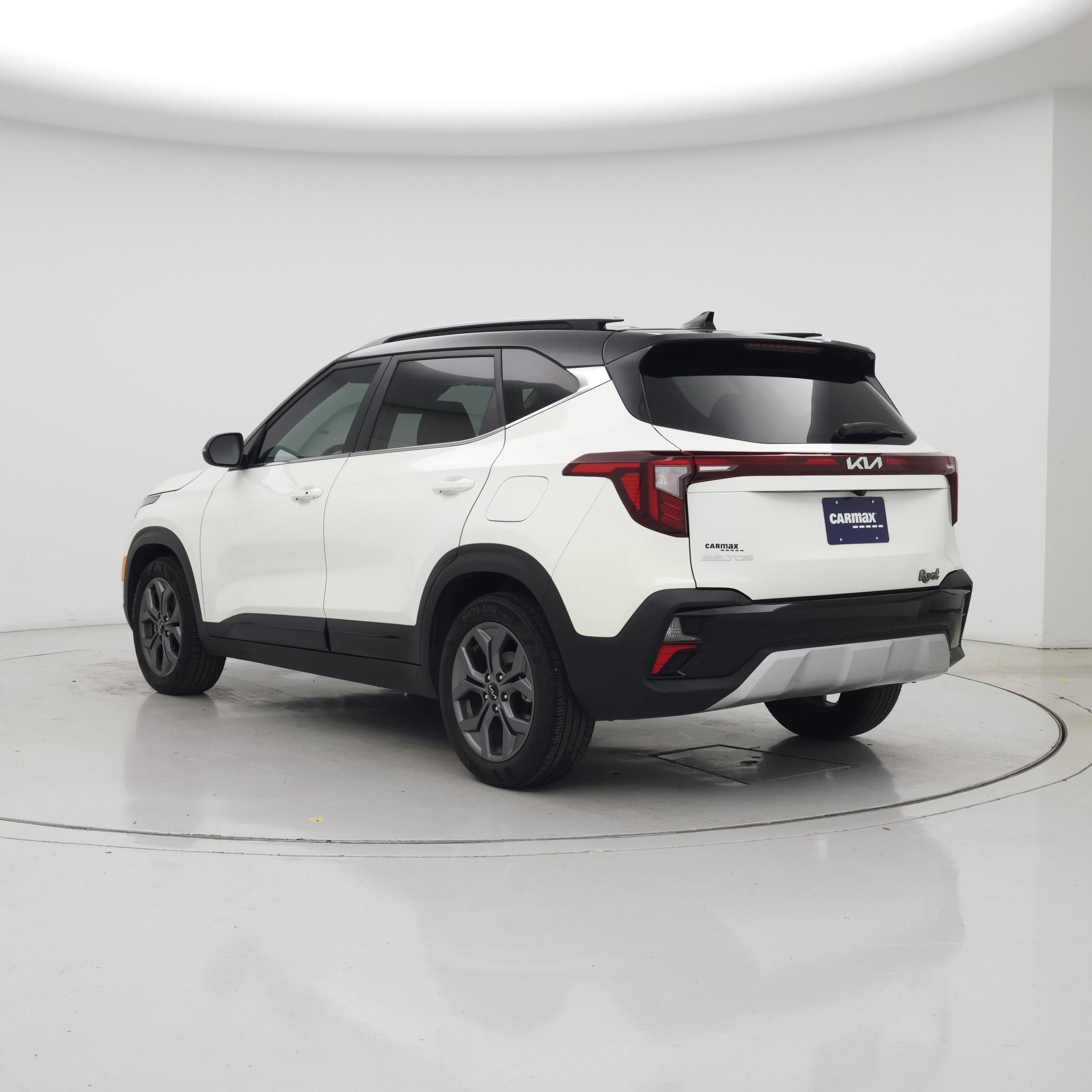 Thumbnail: 2024 Kia Seltos - 2