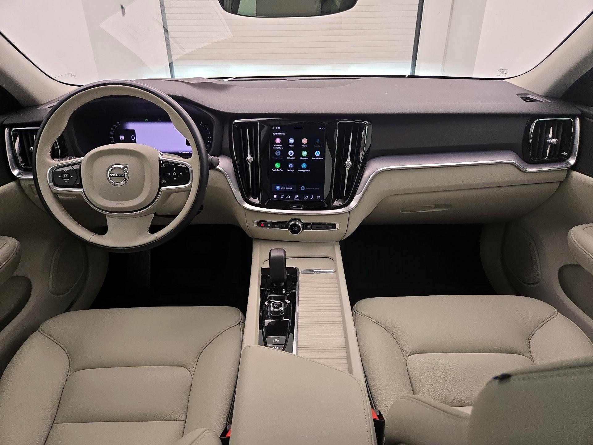 Thumbnail: 2023 Volvo S60 - 9