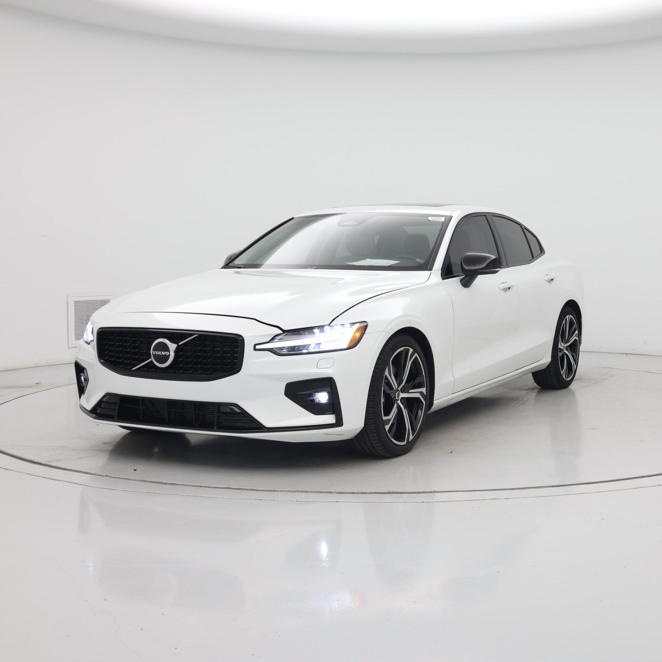 Thumbnail: 2023 Volvo S60 - 4
