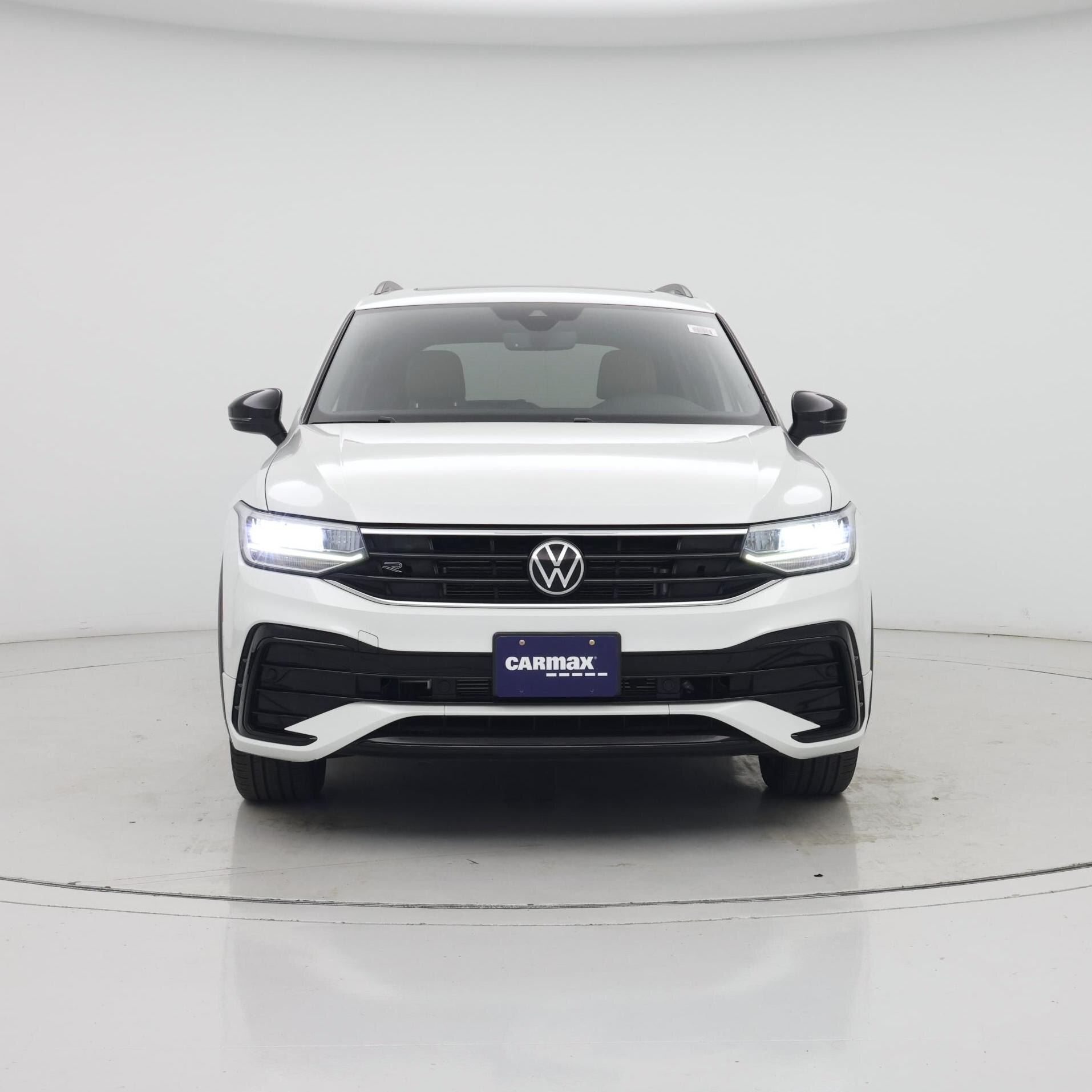 Thumbnail: 2022 Volkswagen Tiguan - 5