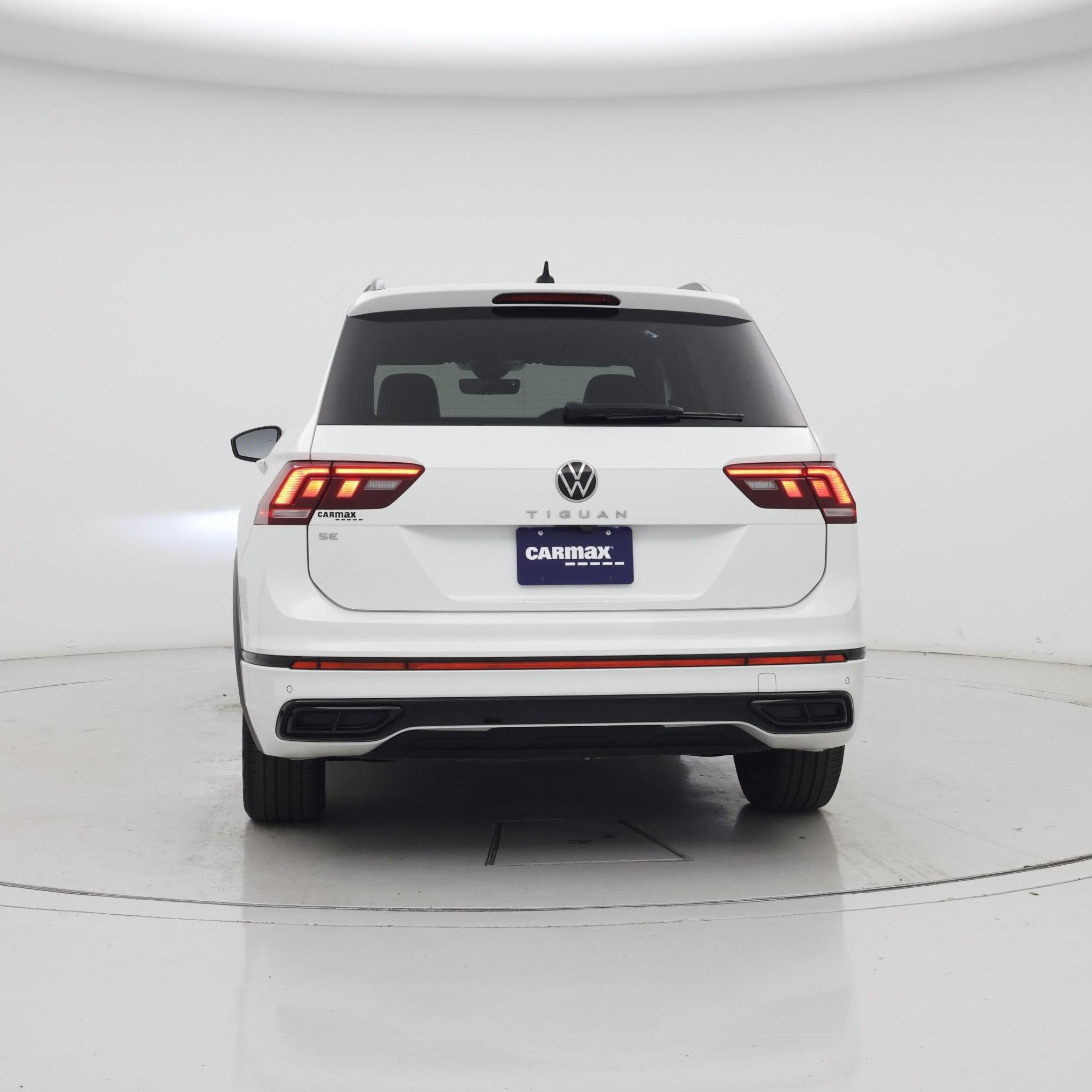 Thumbnail: 2022 Volkswagen Tiguan - 6