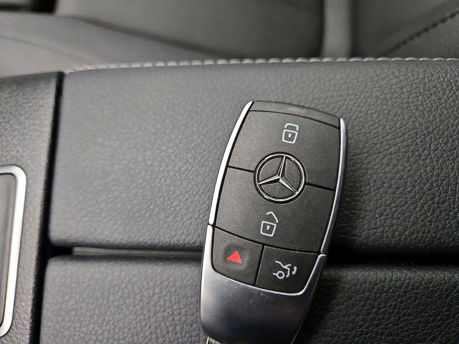 2025 Mercedes-Benz GLA GLA250 - Photo 23