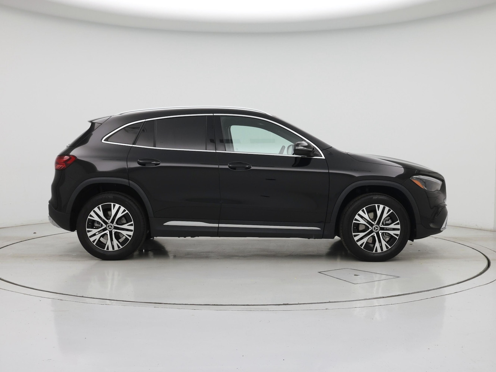 2025 Mercedes-Benz GLA GLA250 - Photo 8