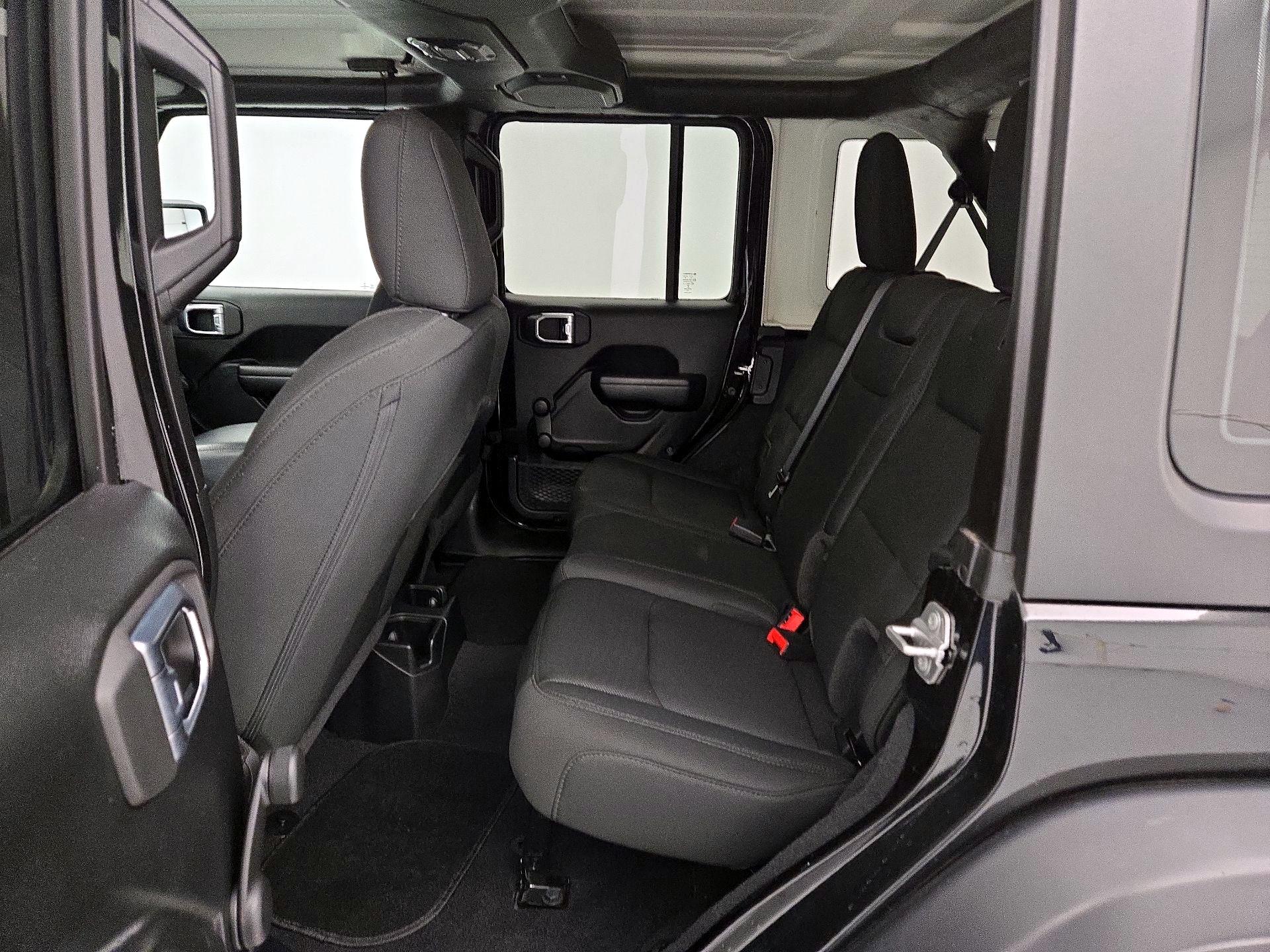 Thumbnail: 2021 Jeep Wrangler - 19