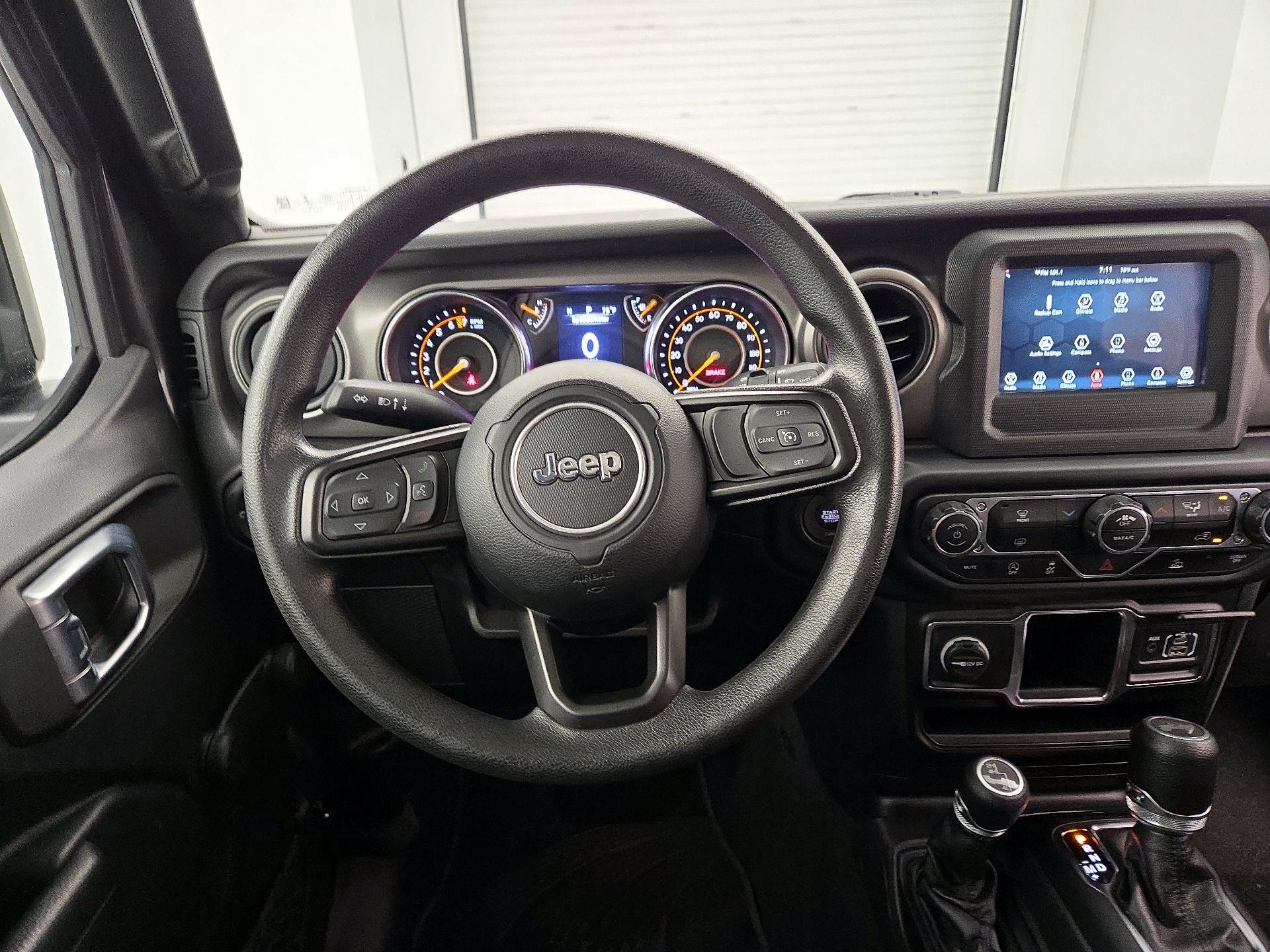 Thumbnail: 2022 Jeep Wrangler - 10