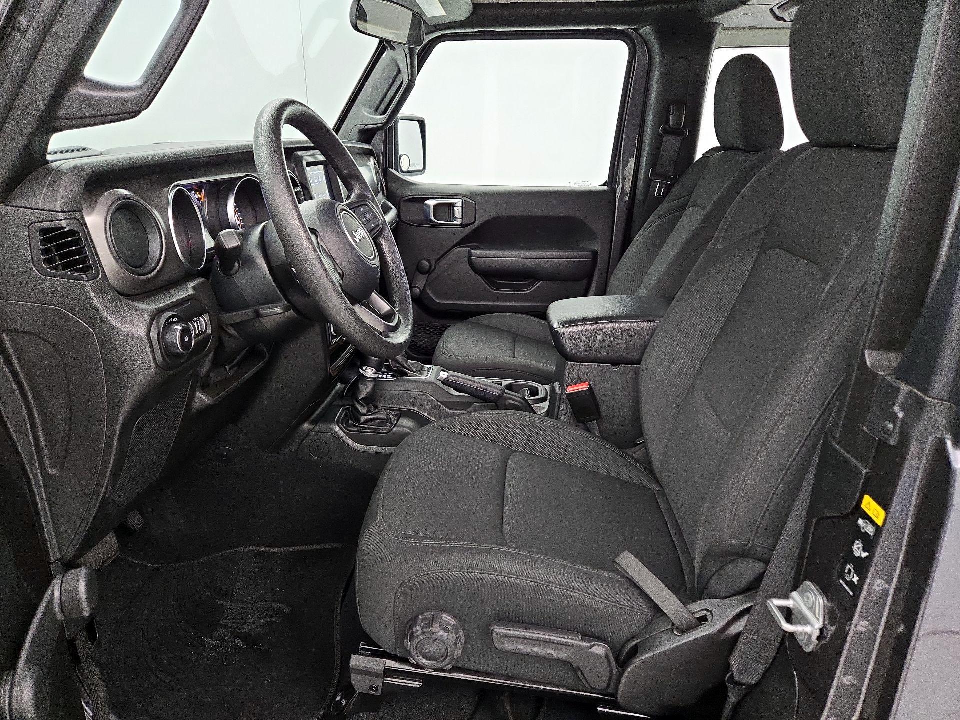 Thumbnail: 2022 Jeep Wrangler - 11