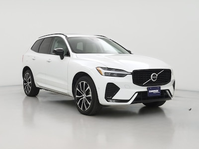 2023 Volvo XC60 B5 Plus Dark Theme