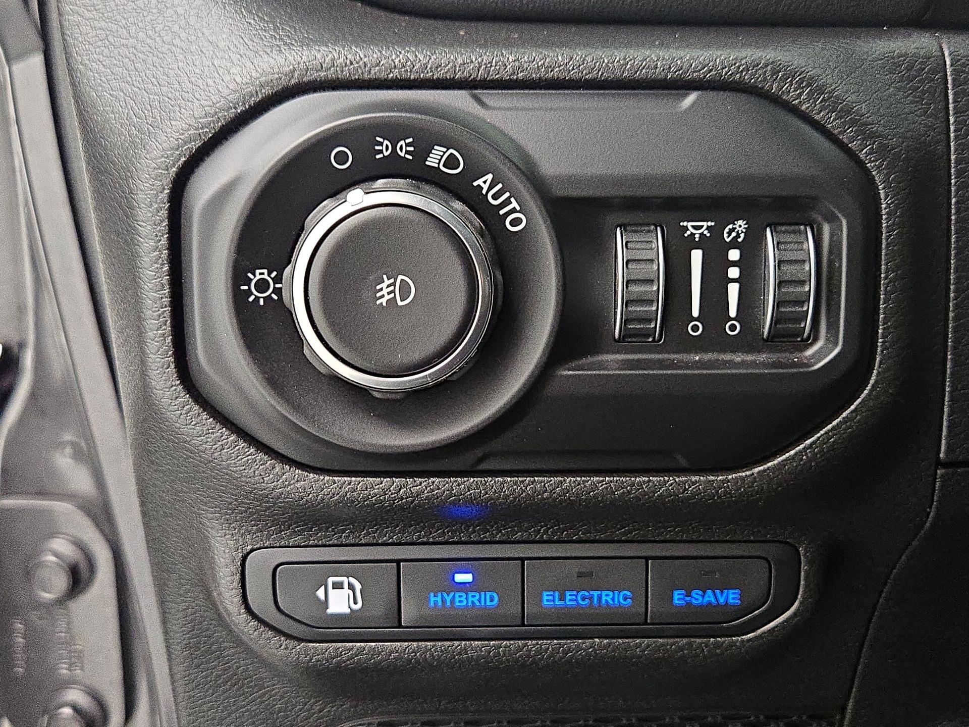 Thumbnail: 2021 Jeep Wrangler - 13