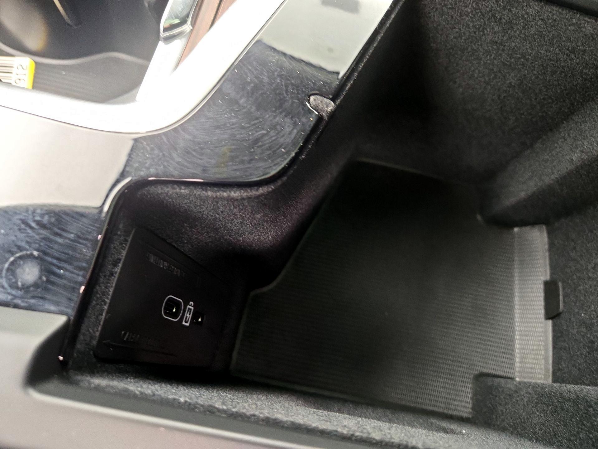 Thumbnail: 2023 Volvo XC60 - 19
