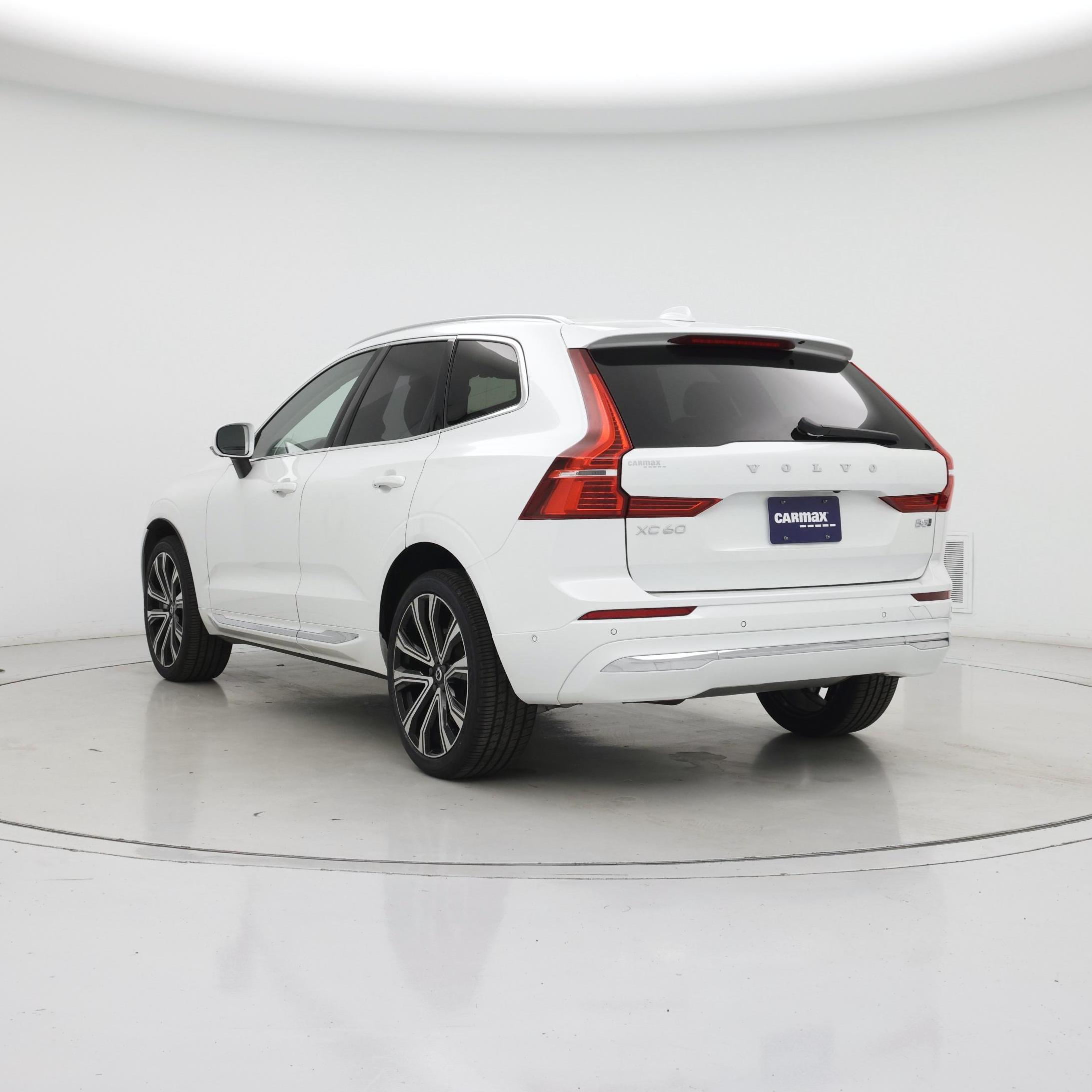 Thumbnail: 2023 Volvo XC60 - 2