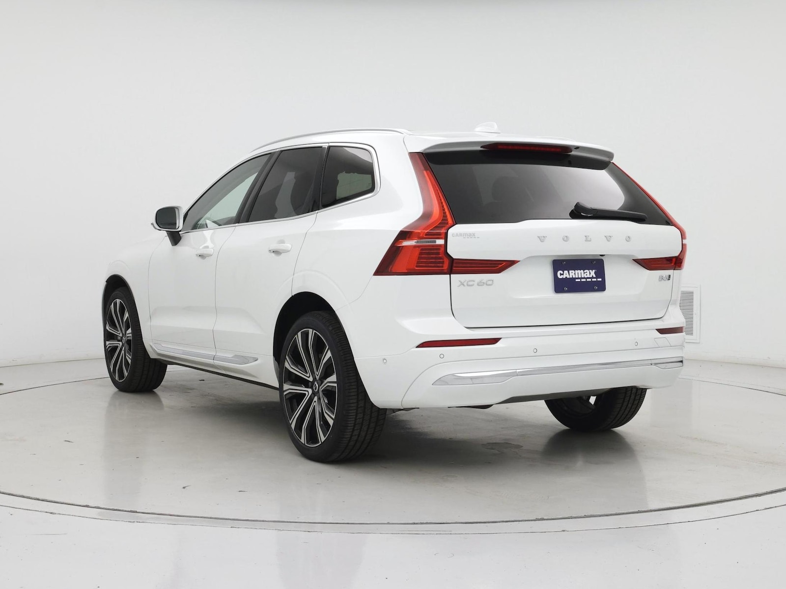 2023 Volvo XC60 Ultimate - Photo 3