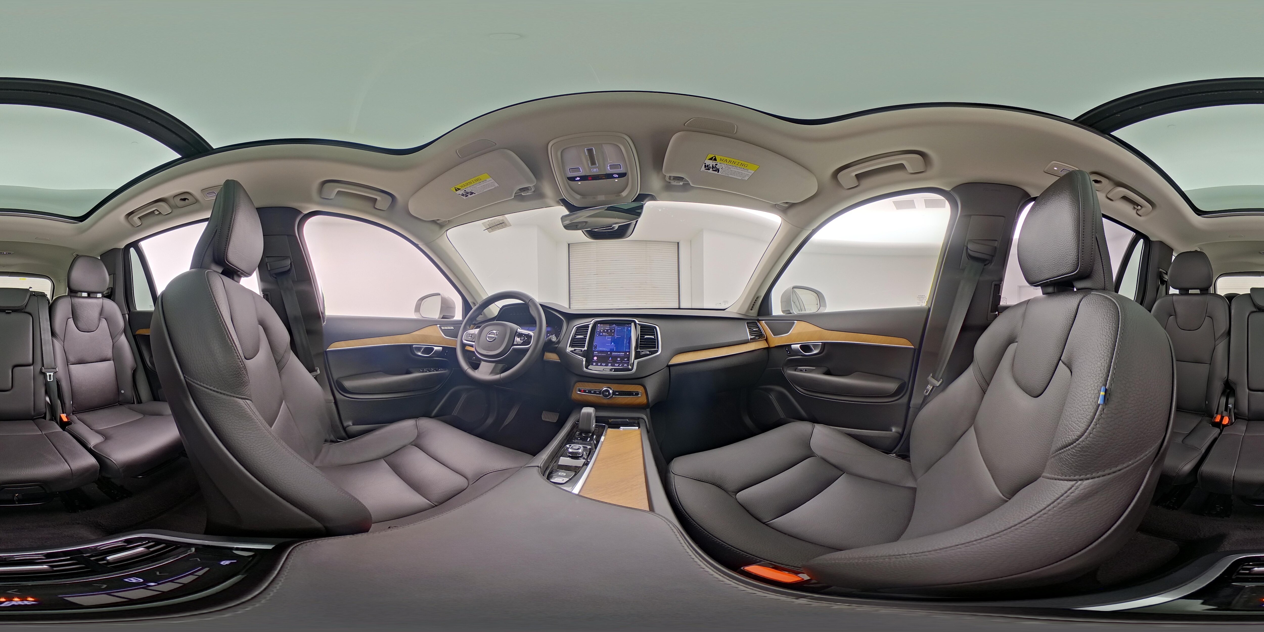 2024 Volvo XC90 Plus - Photo 28