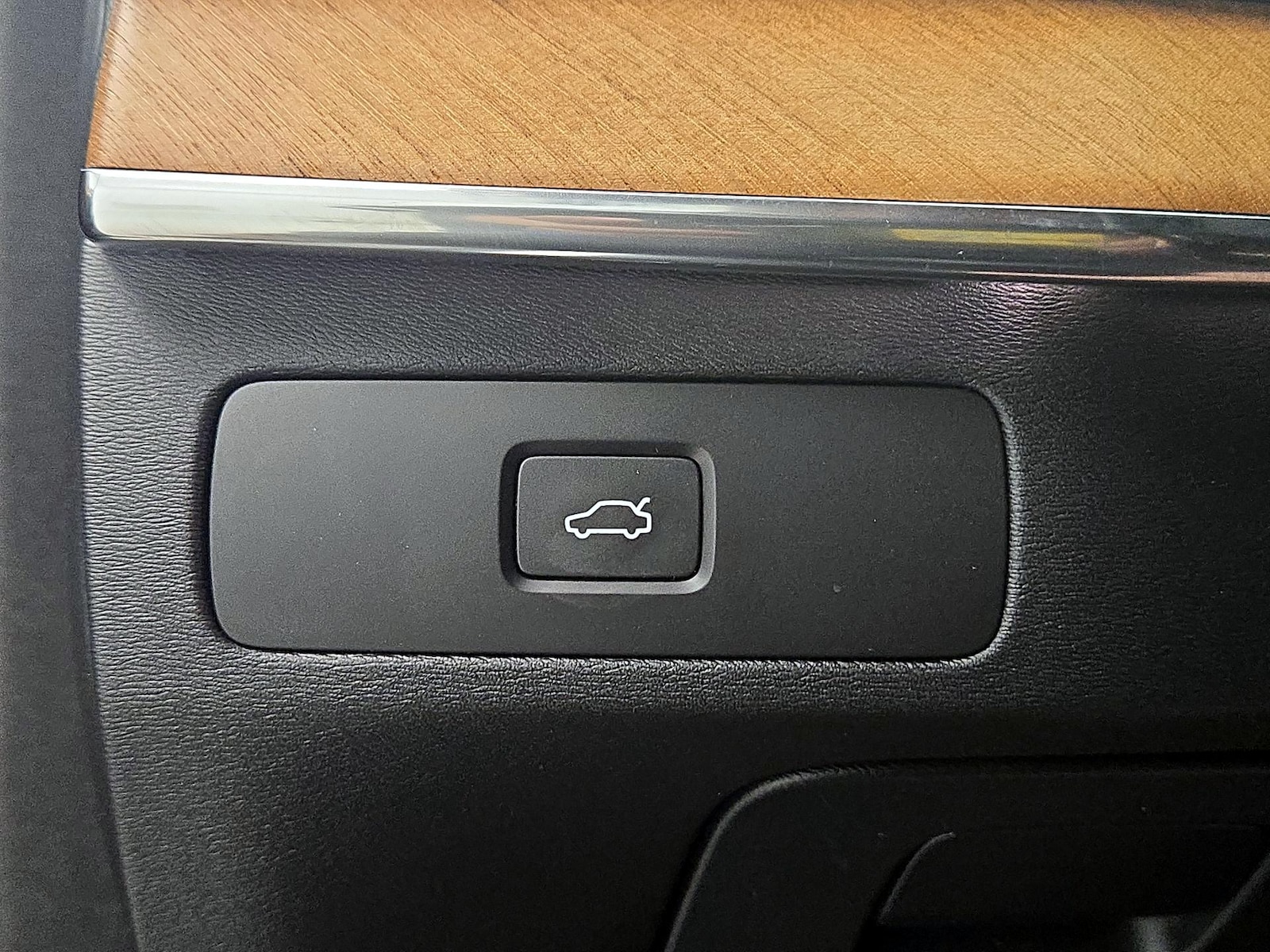2024 Volvo XC90 Plus - Photo 14